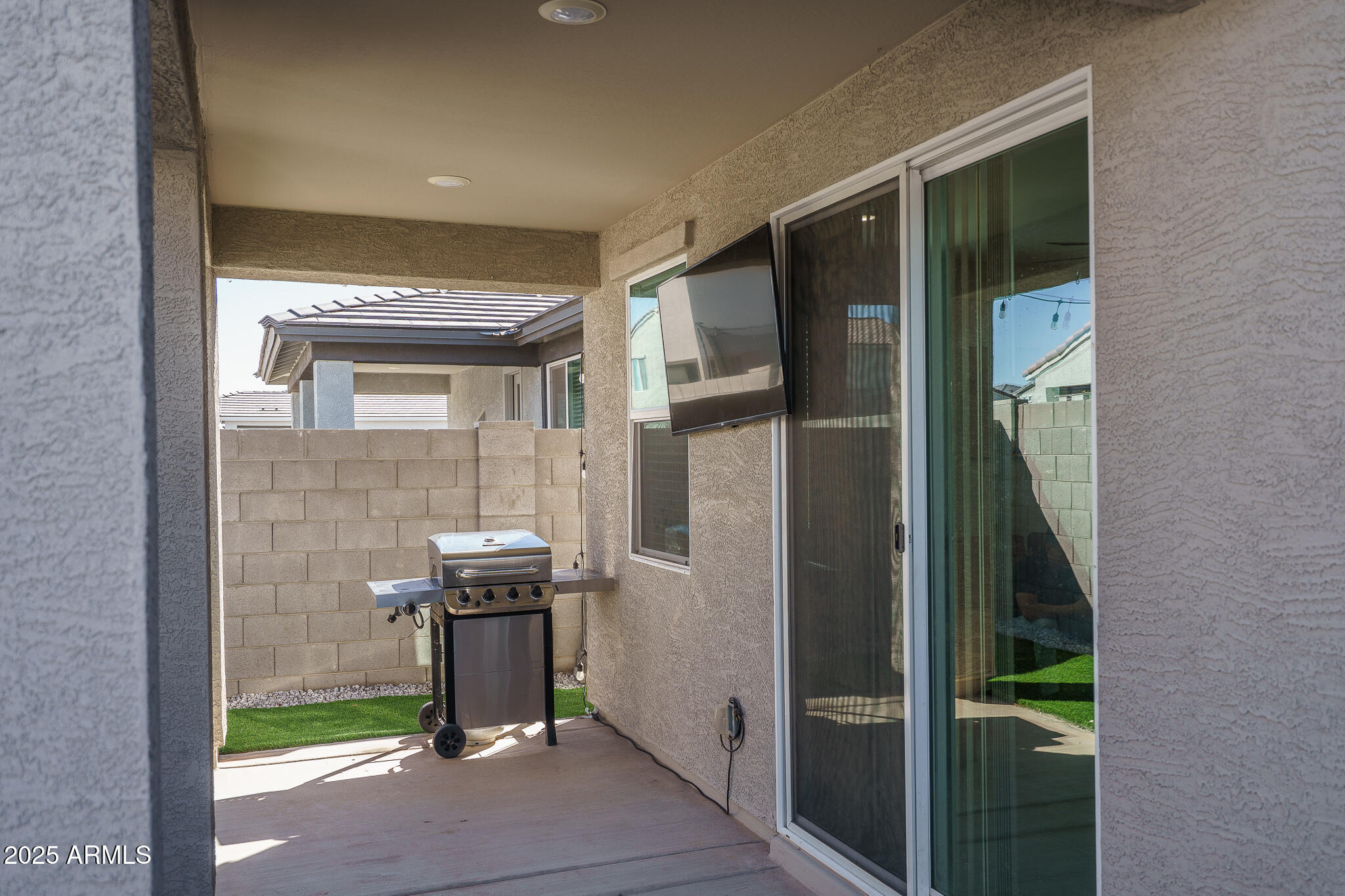 17414 W VIA DE LUNA Drive, Surprise