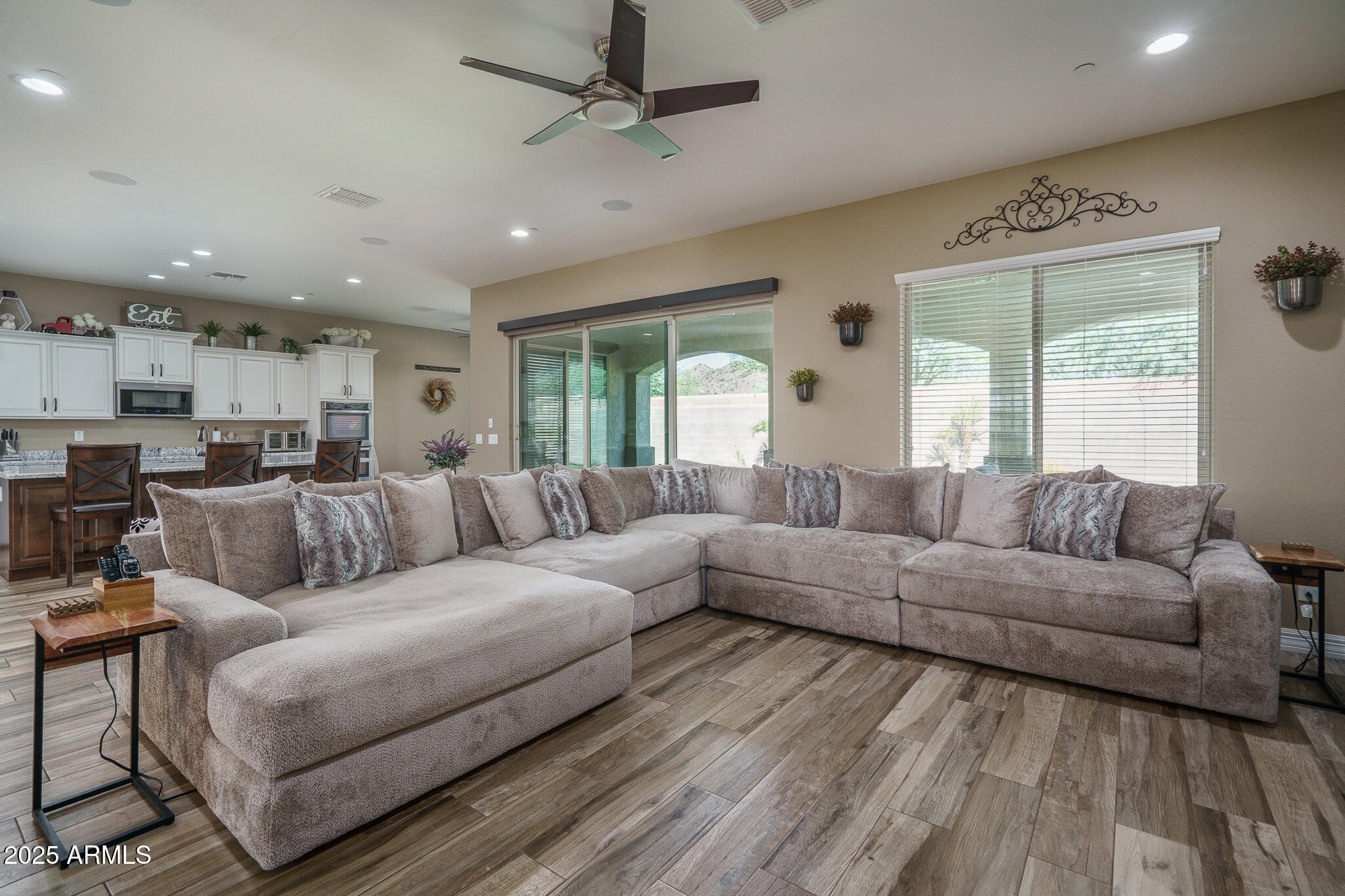 9802 W ROWEL Road, Peoria