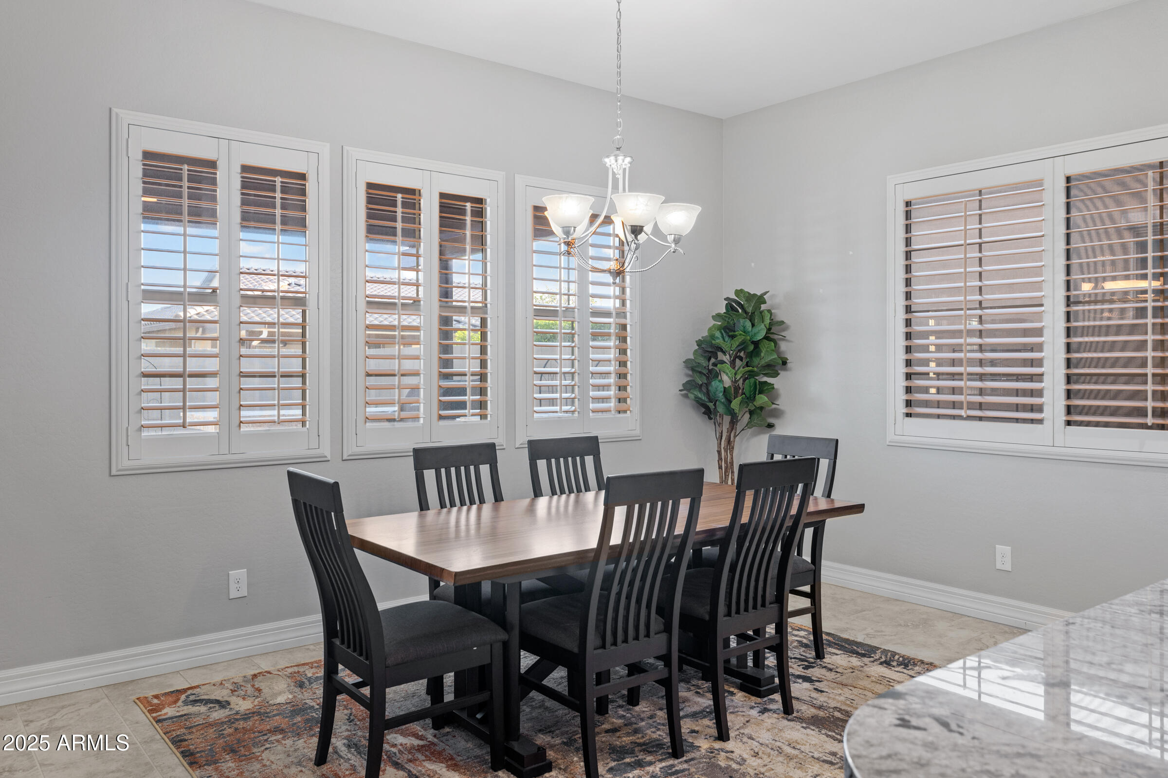 20947 W MARIPOSA Street