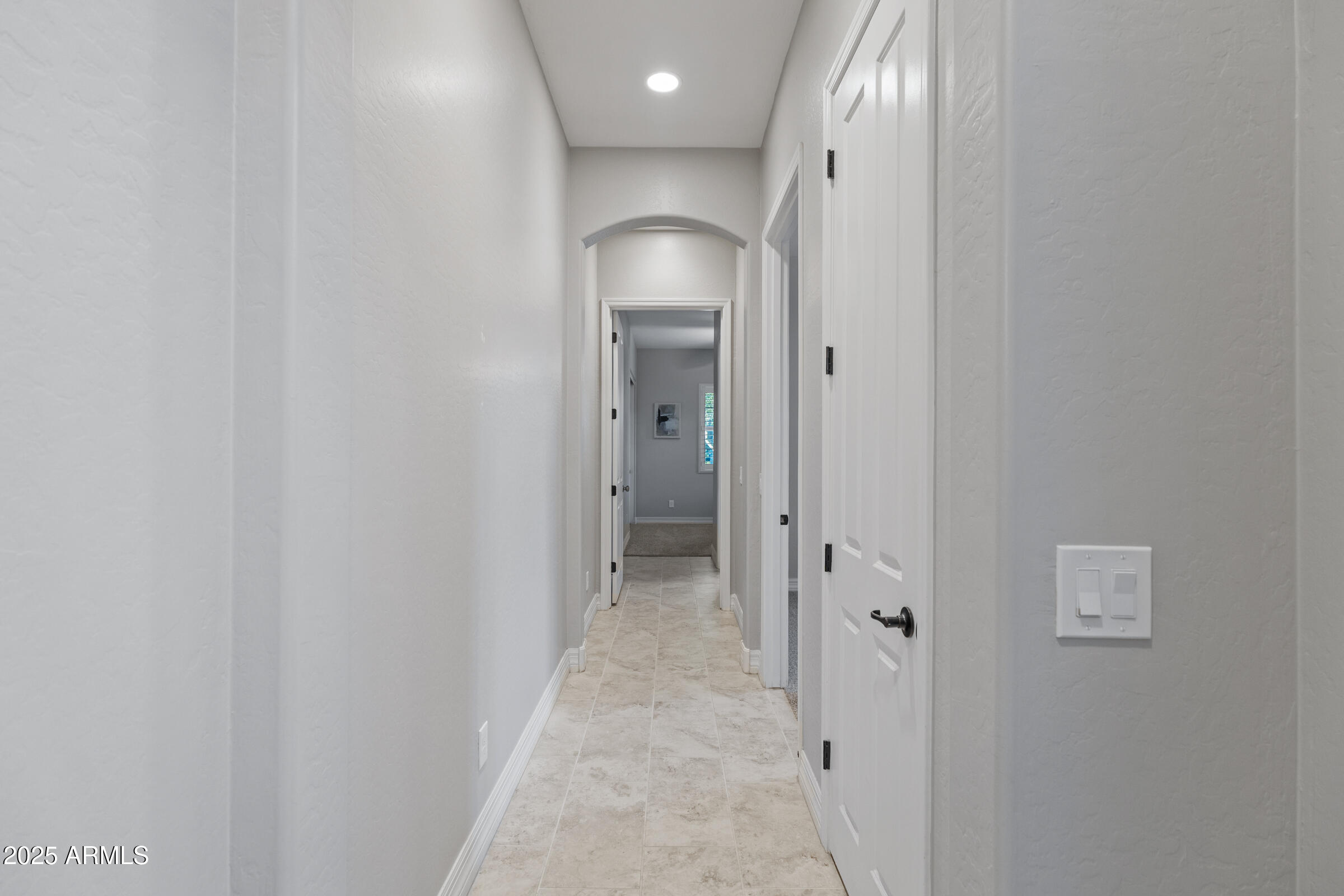 20947 W MARIPOSA Street