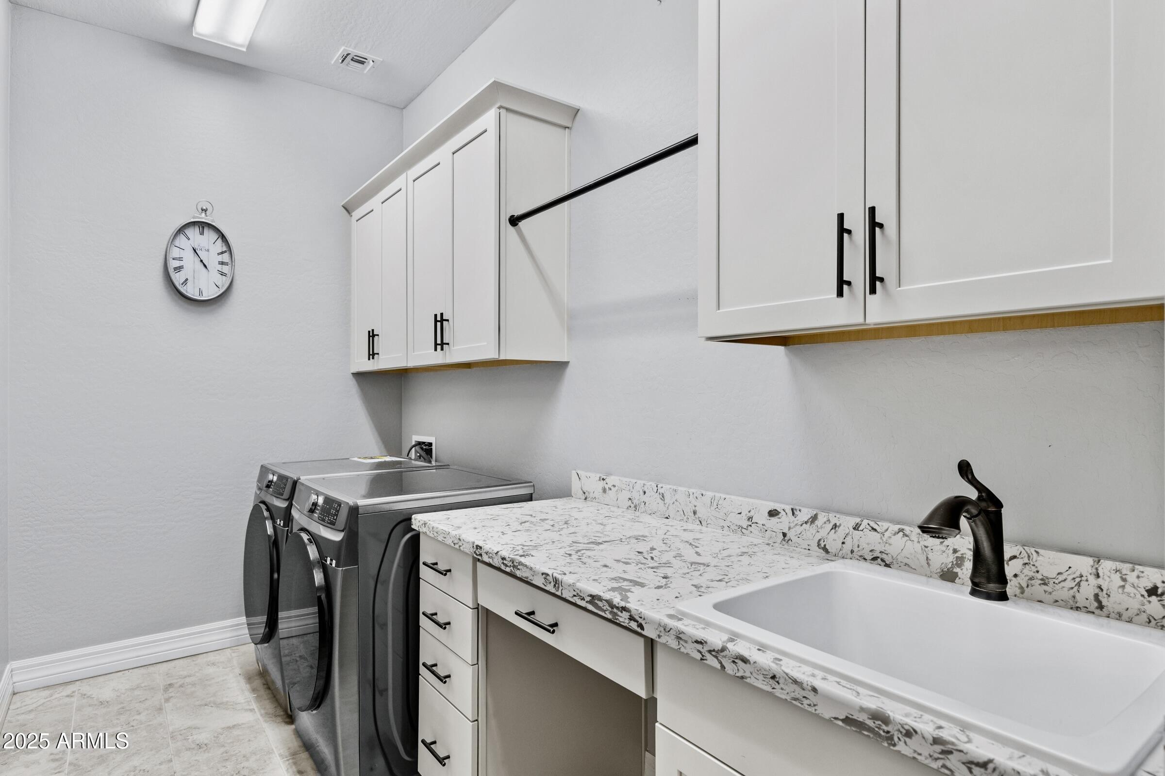 20947 W MARIPOSA Street