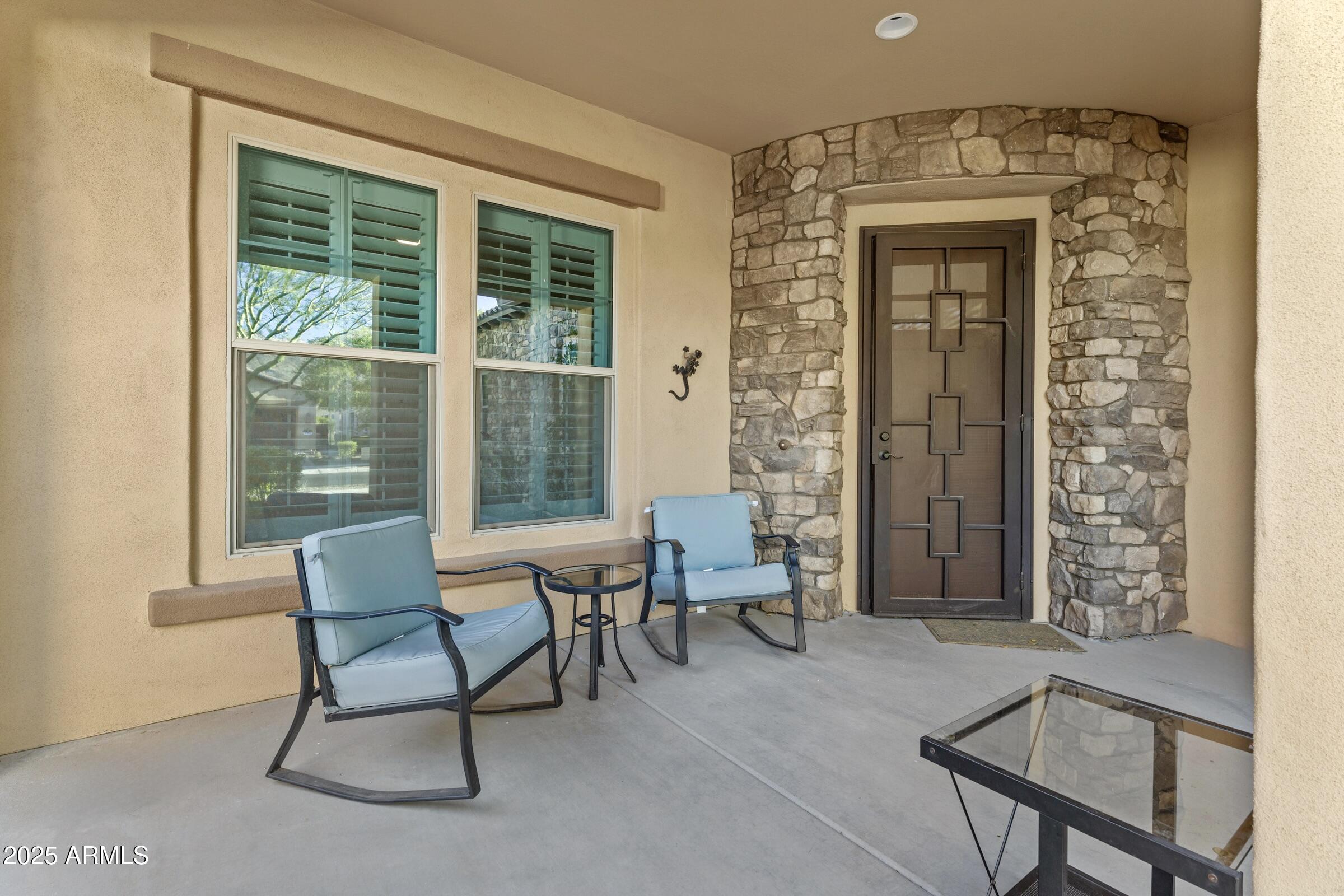 20947 W MARIPOSA Street