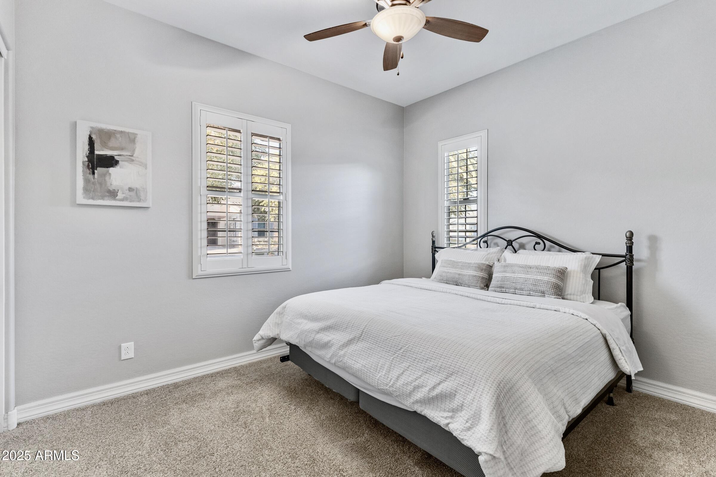 20947 W MARIPOSA Street