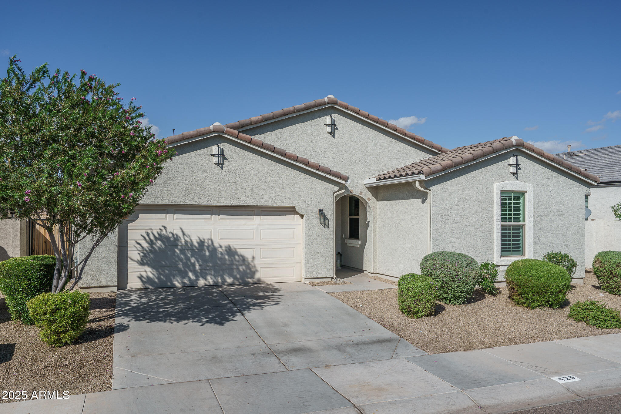 428 S 194TH Lane