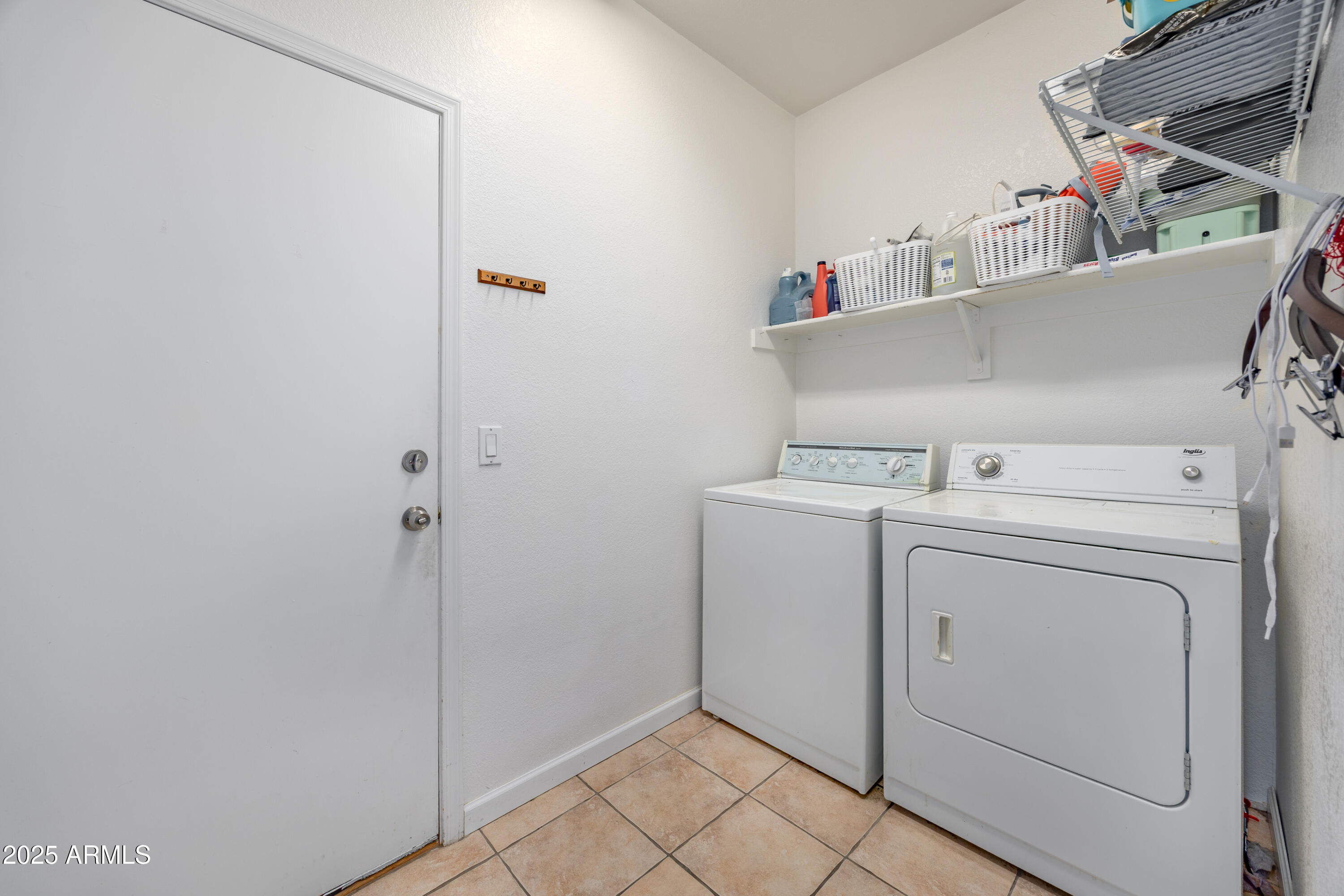 3408 E ROCKWOOD Drive