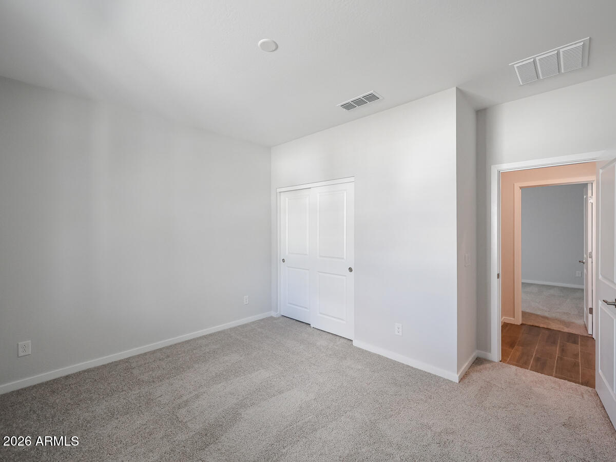 23059 W POTTER Drive