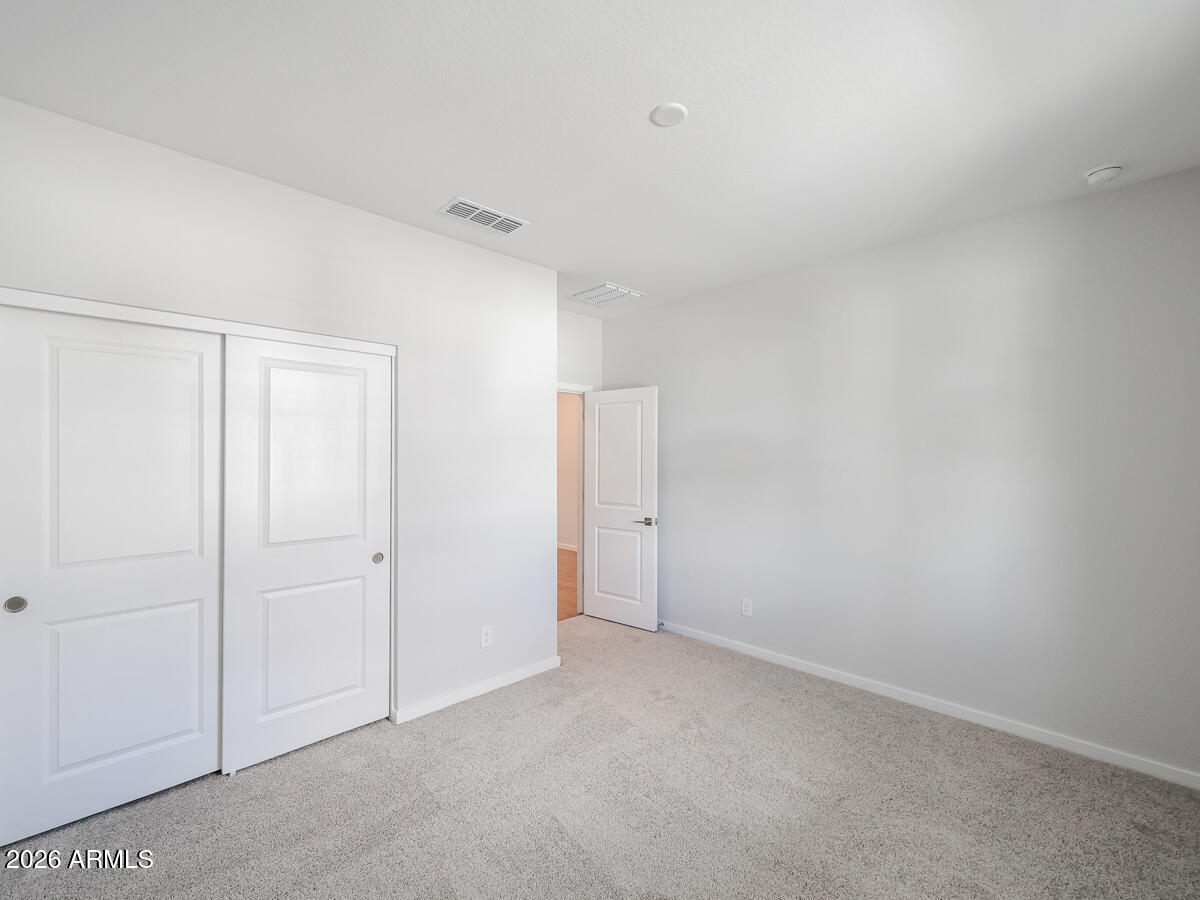 23059 W POTTER Drive