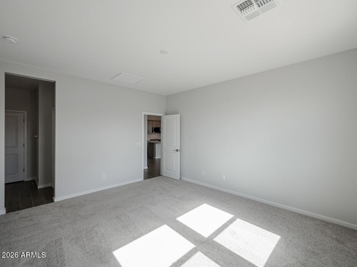 23059 W POTTER Drive