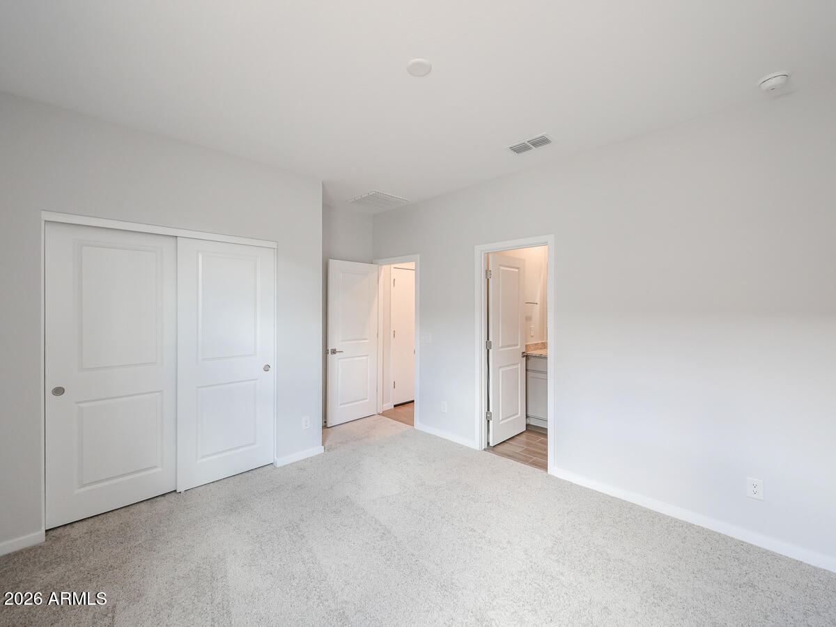 23059 W POTTER Drive