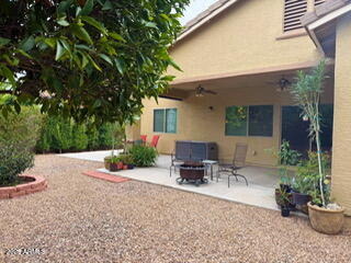 690 W DRAGON TREE Avenue