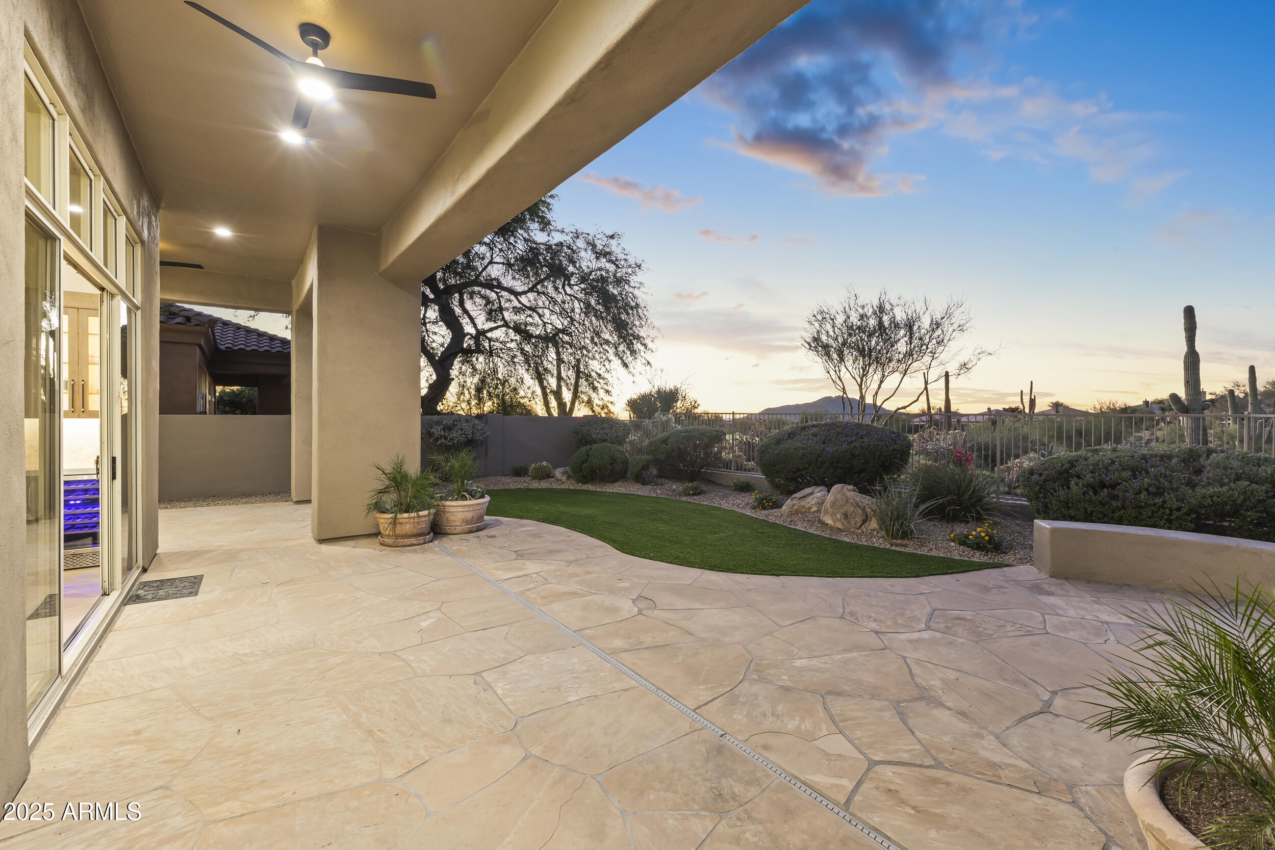 9546 E CAVALRY Drive