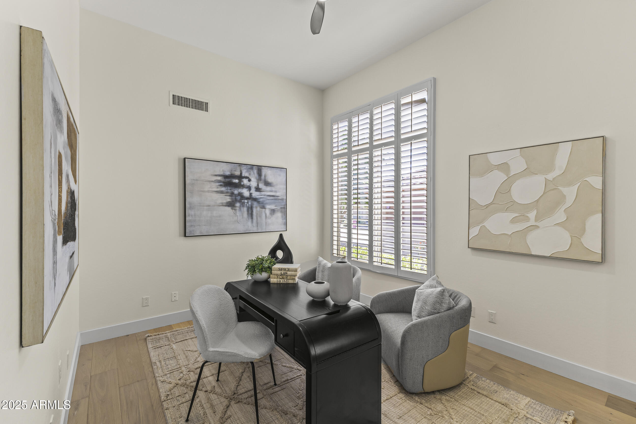 9546 E CAVALRY Drive