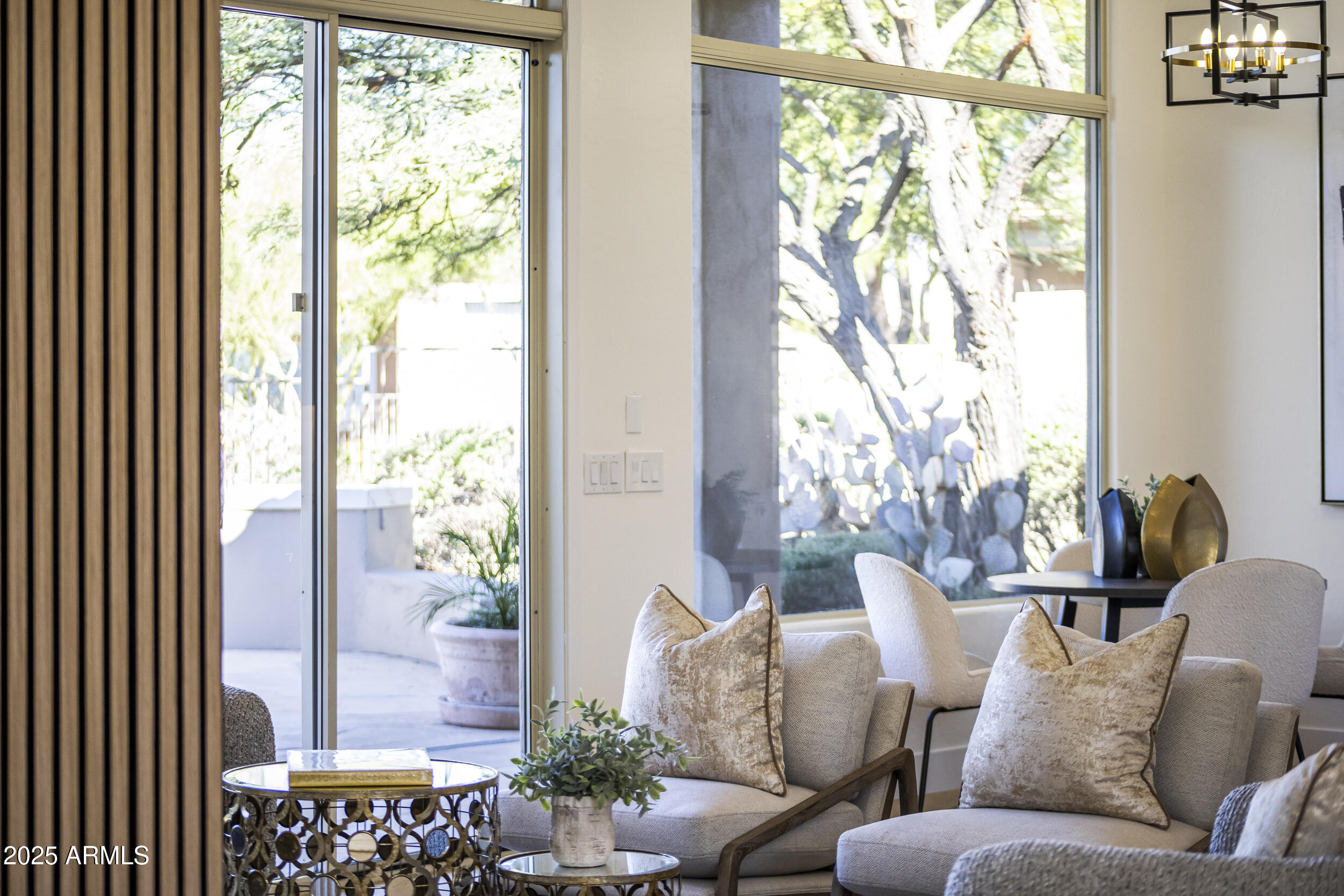 9546 E CAVALRY Drive