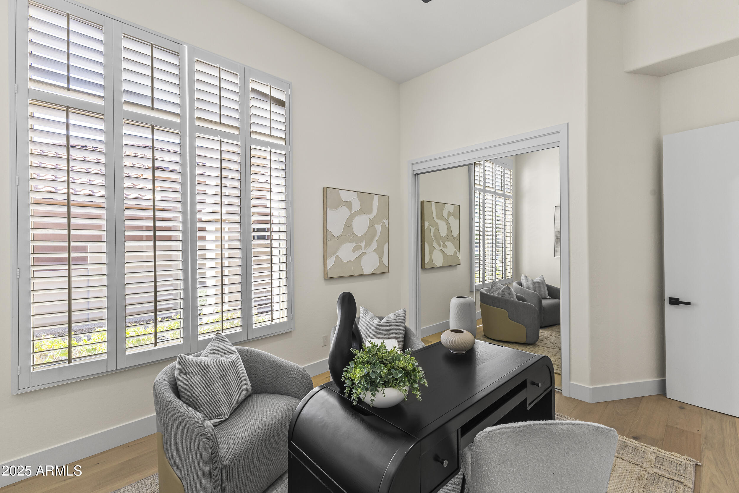 9546 E CAVALRY Drive