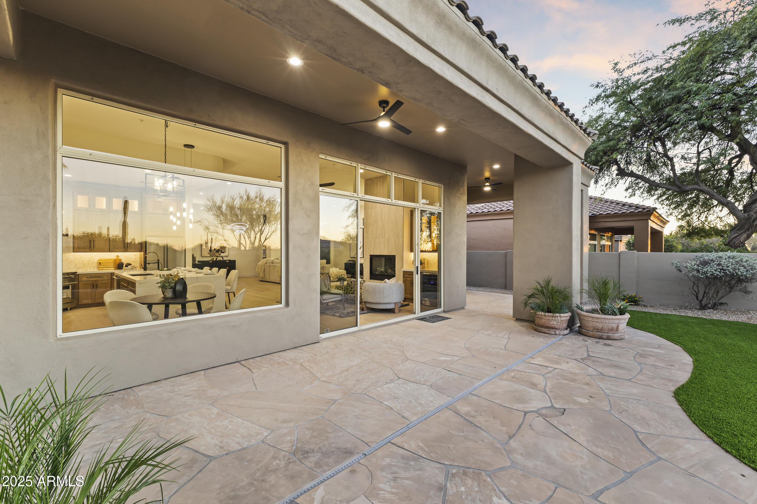 9546 E CAVALRY Drive