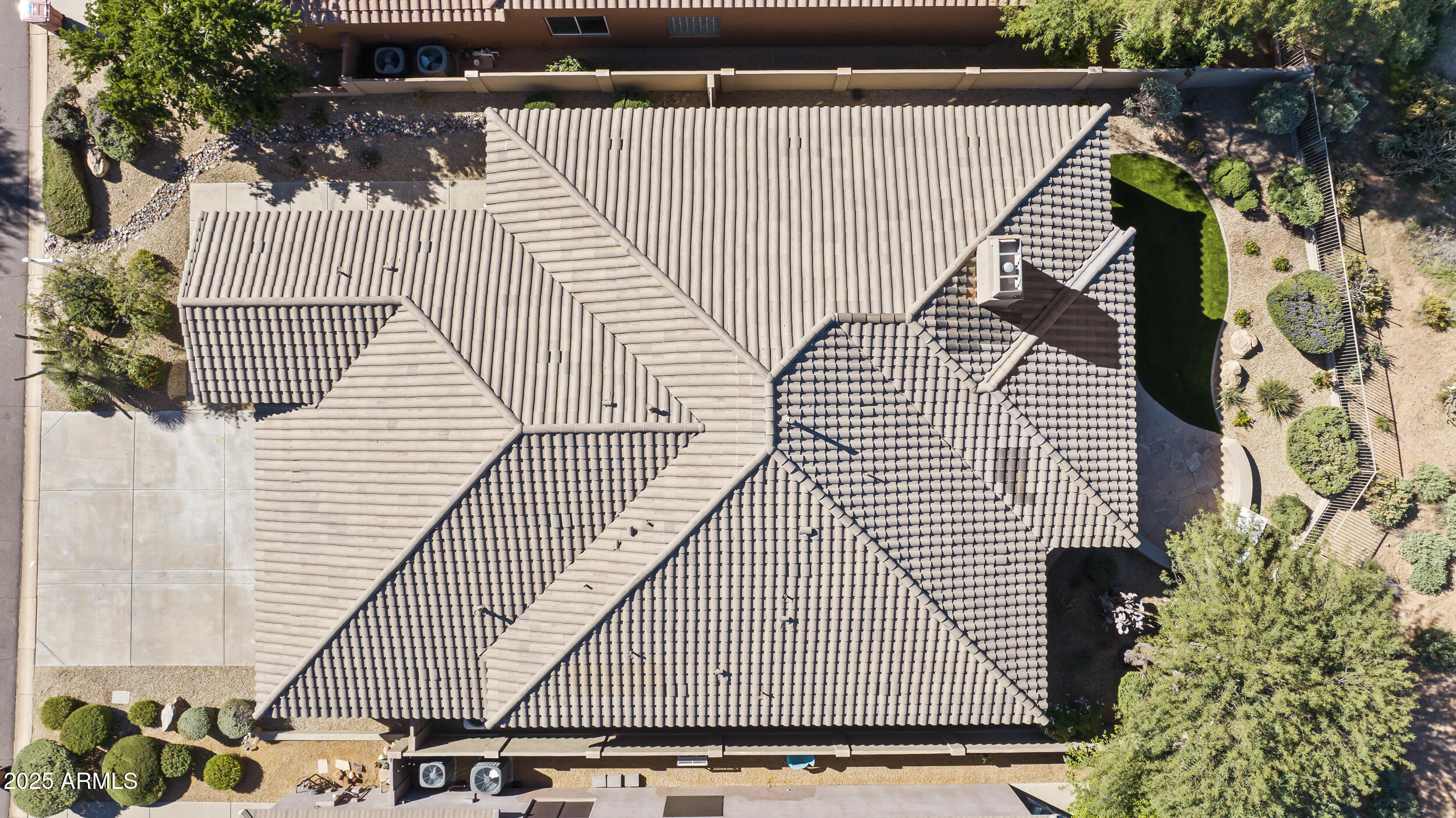 9546 E CAVALRY Drive