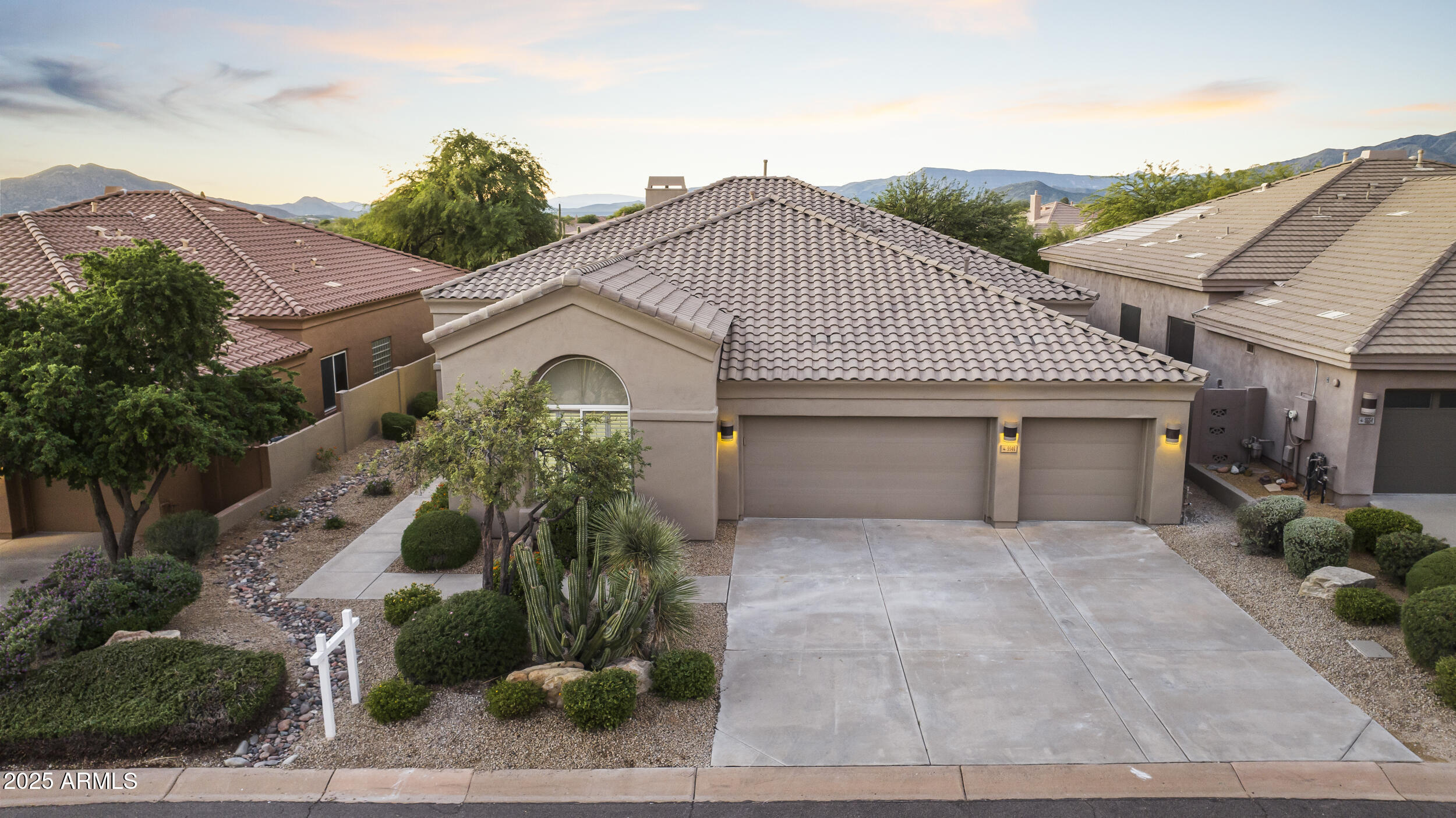 9546 E CAVALRY Drive