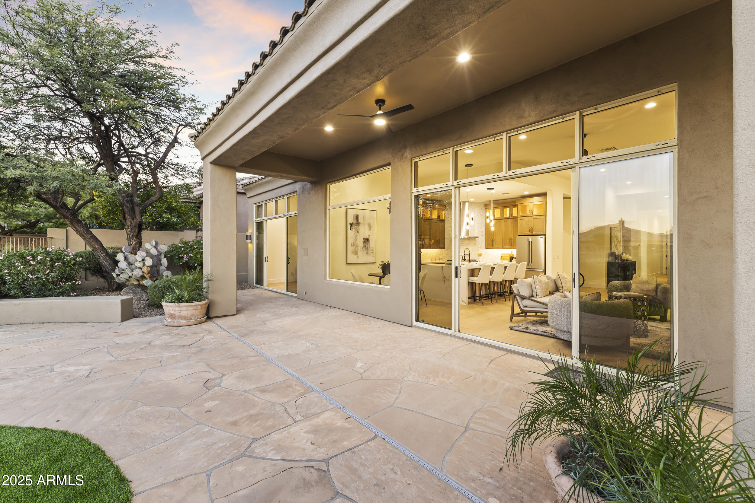 9546 E CAVALRY Drive