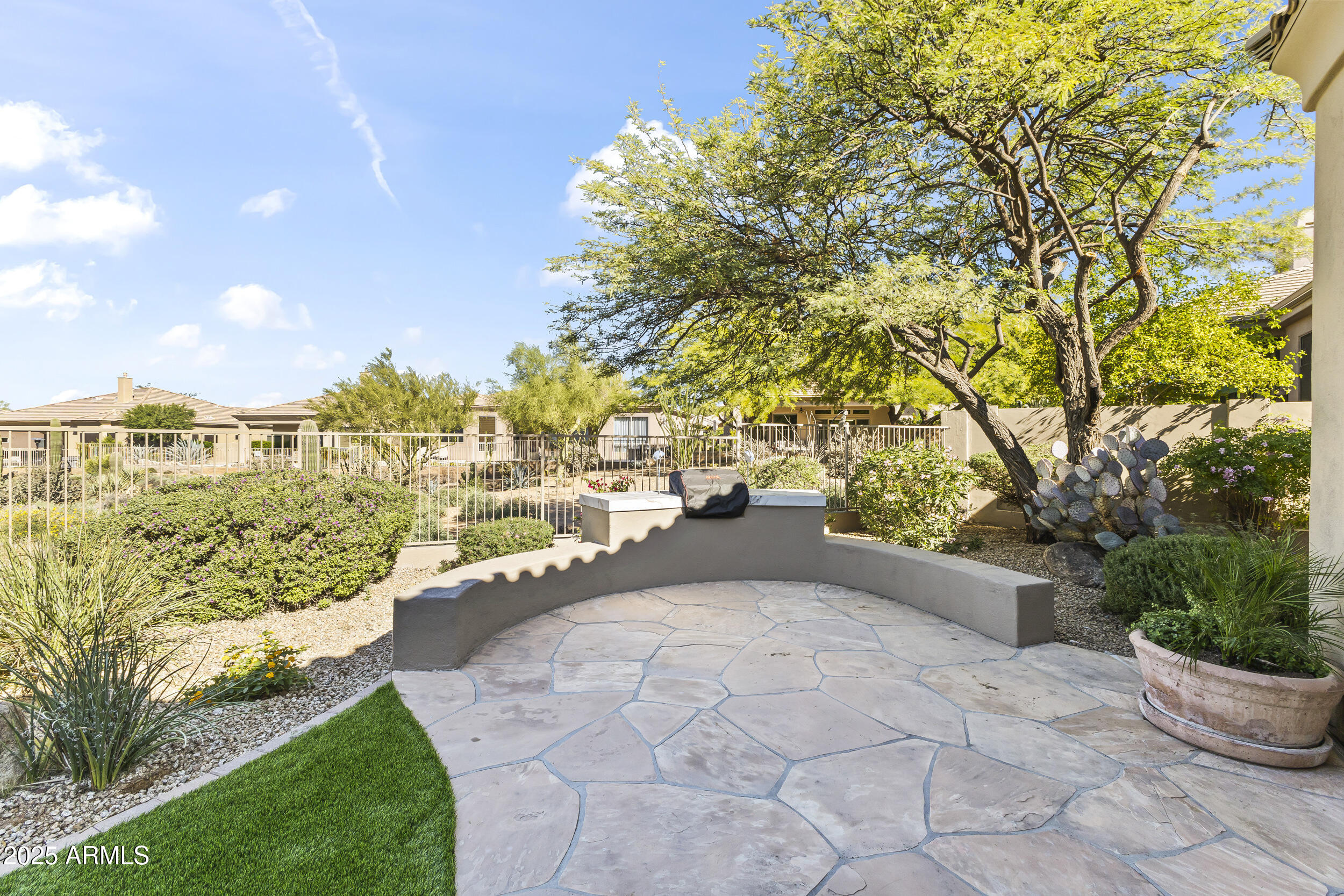 9546 E CAVALRY Drive