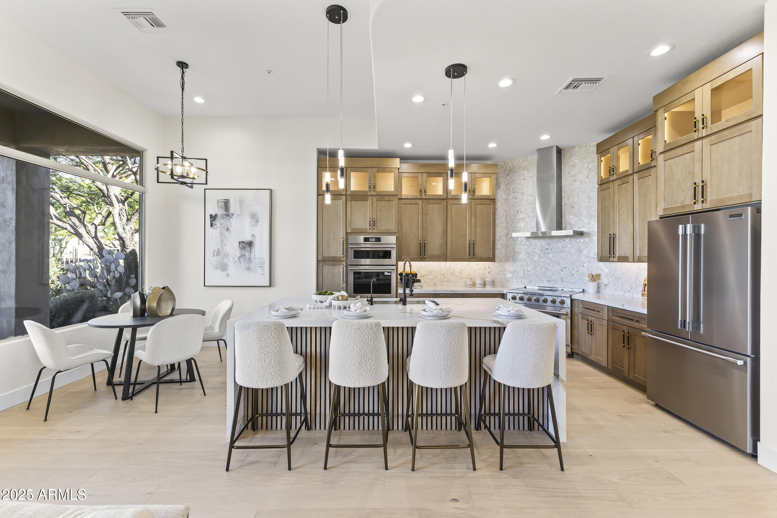 9546 E CAVALRY Drive