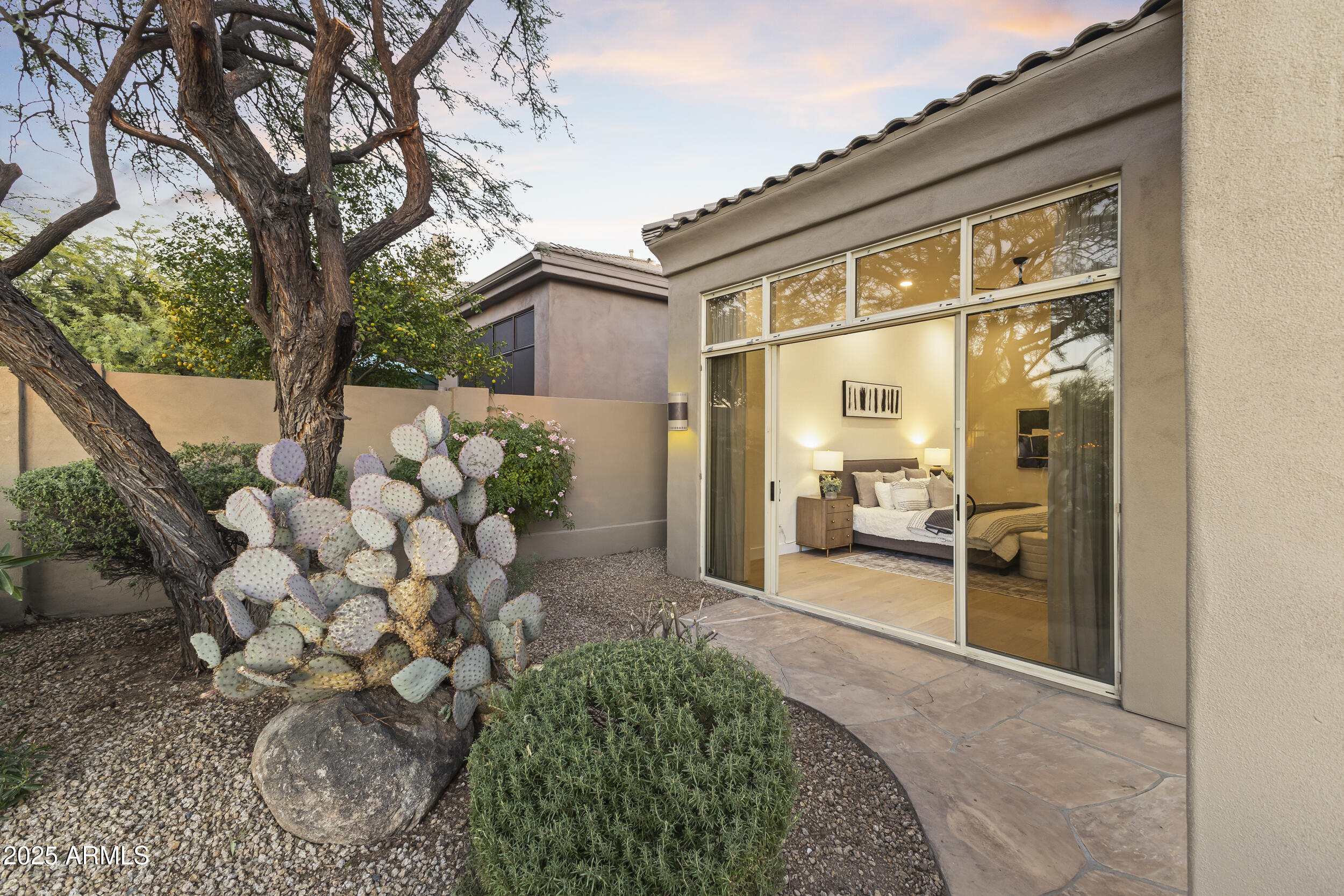 9546 E CAVALRY Drive