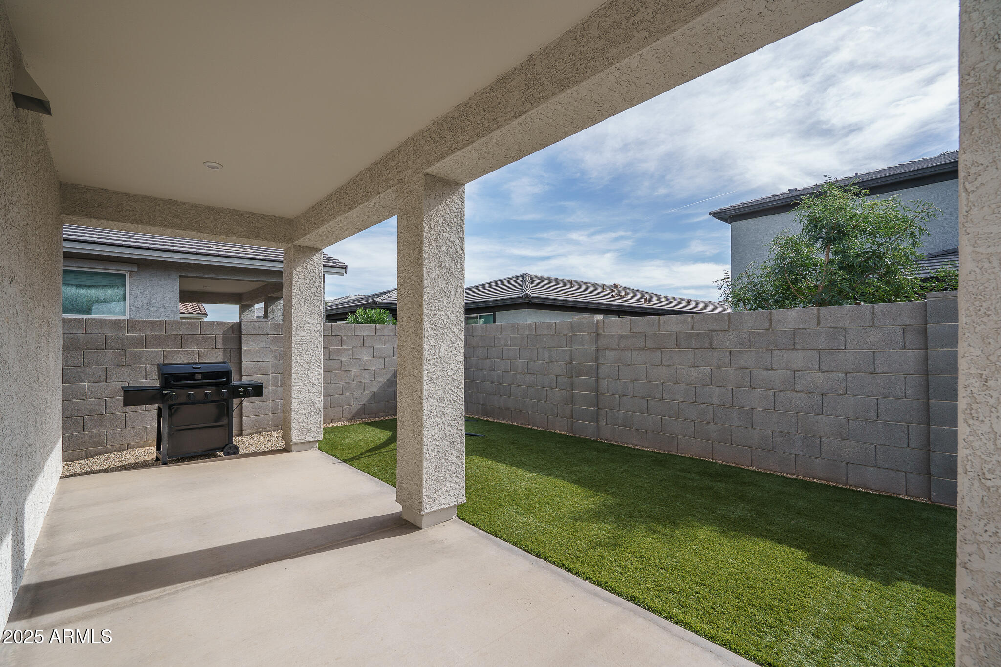 17363 W PARAISO Lane