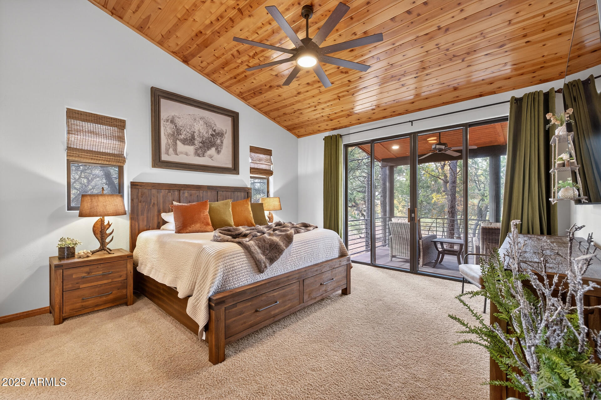 4240 W SUGAR PINE Loop