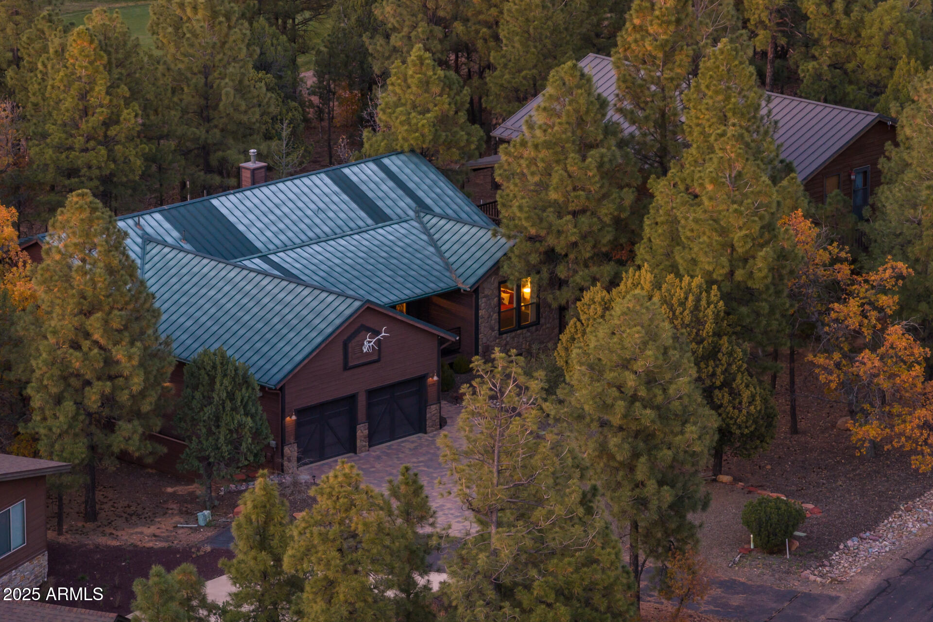 4240 W SUGAR PINE Loop