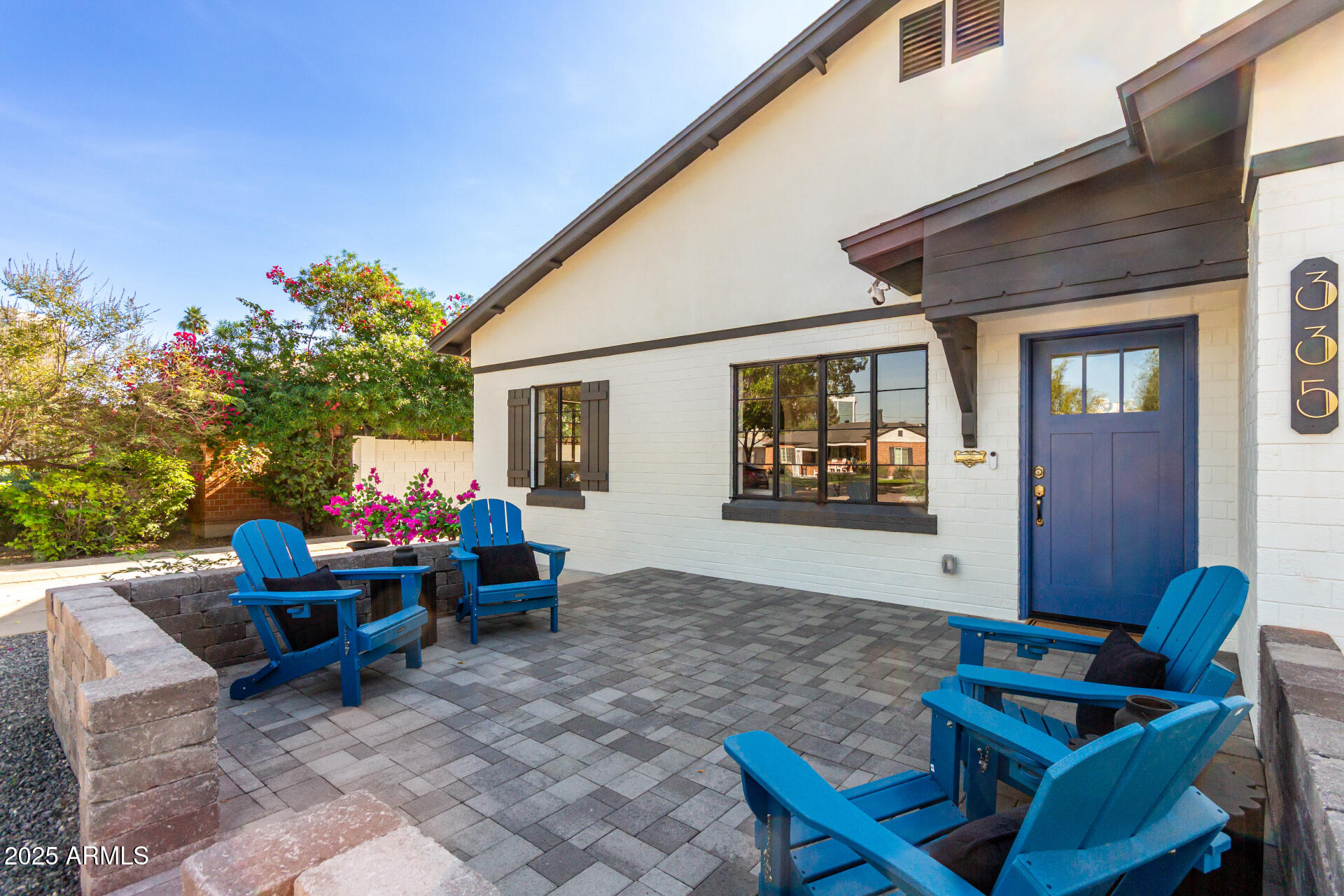 335 W CAMBRIDGE Avenue