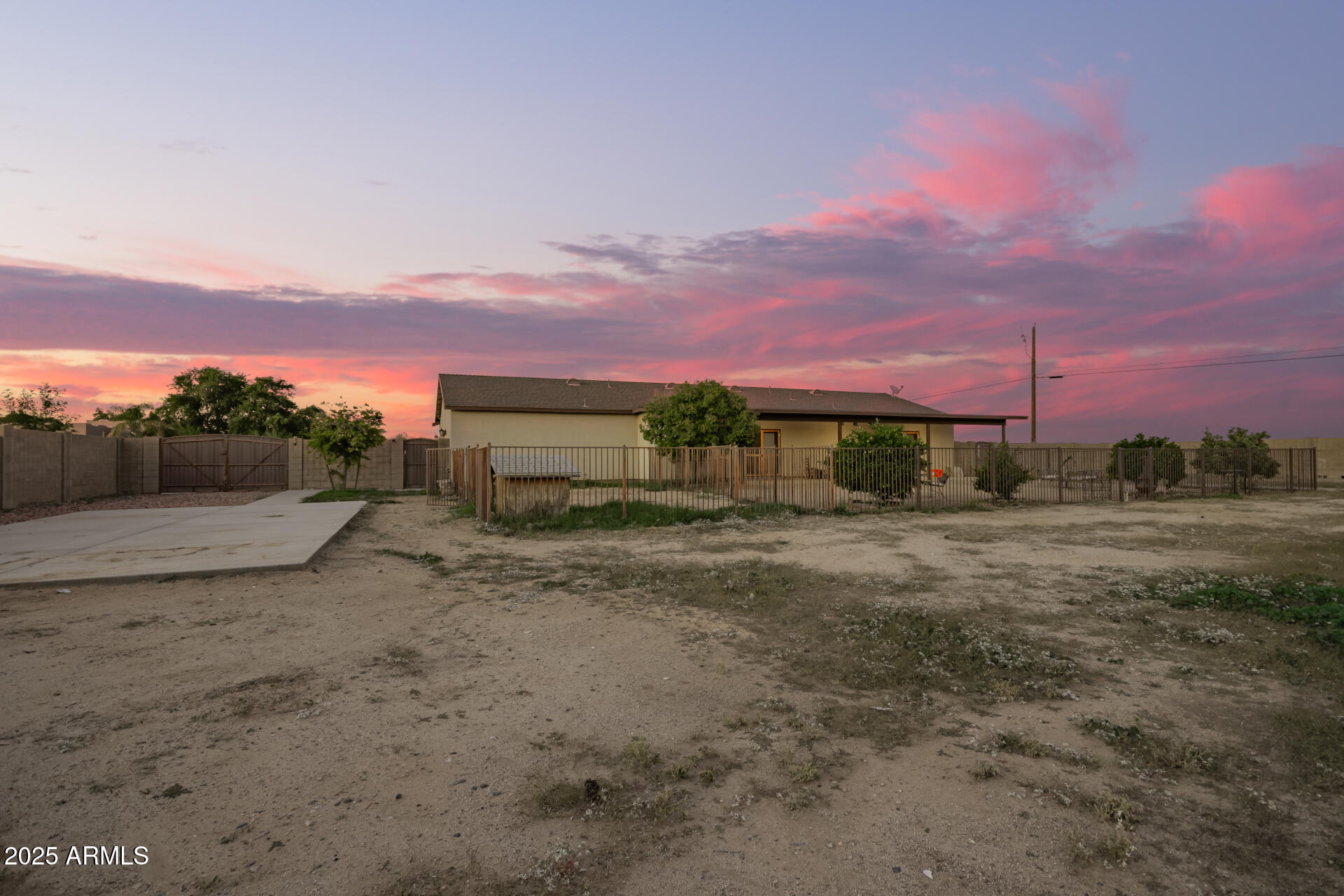 23911 W MCARTHUR Road