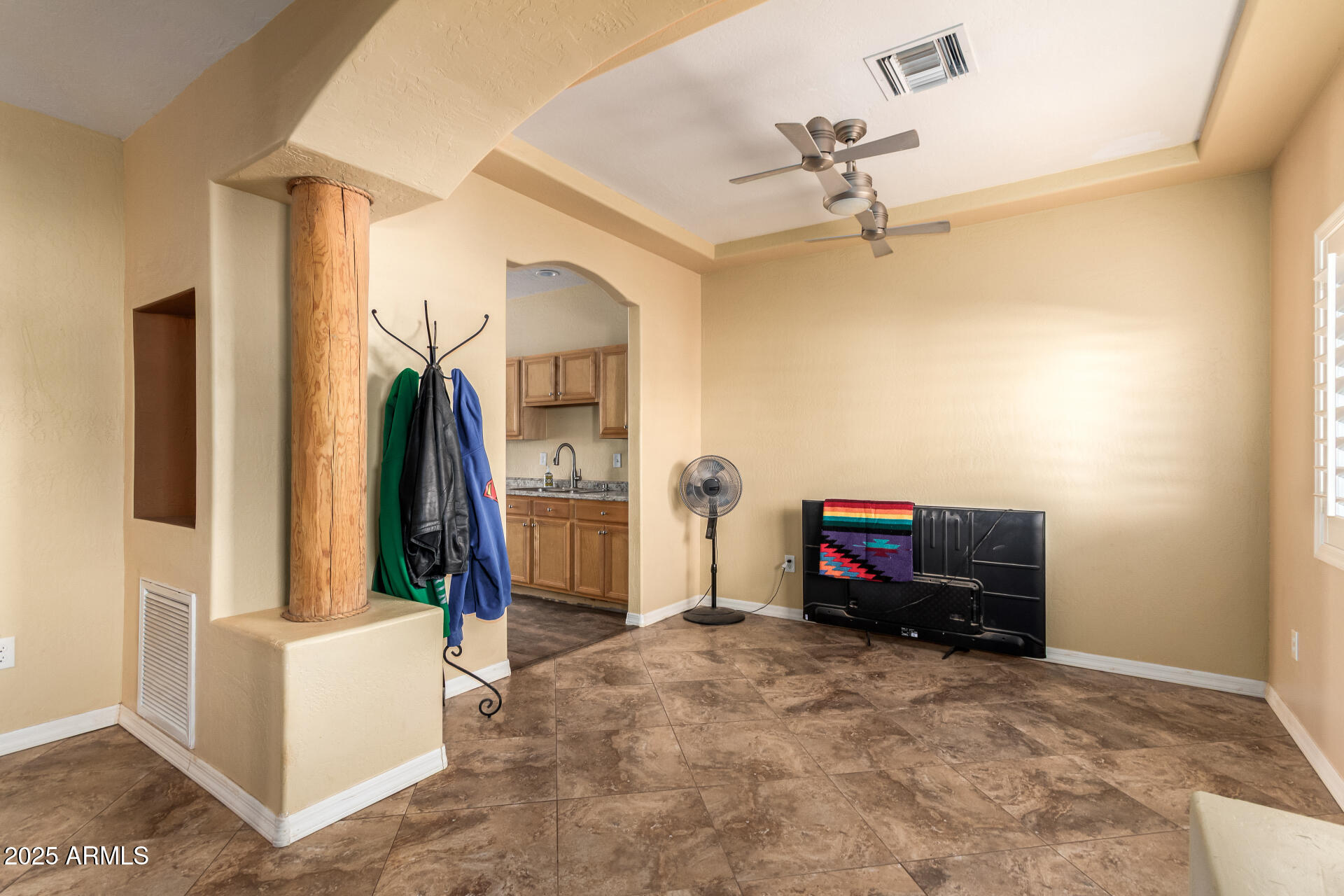 23911 W MCARTHUR Road