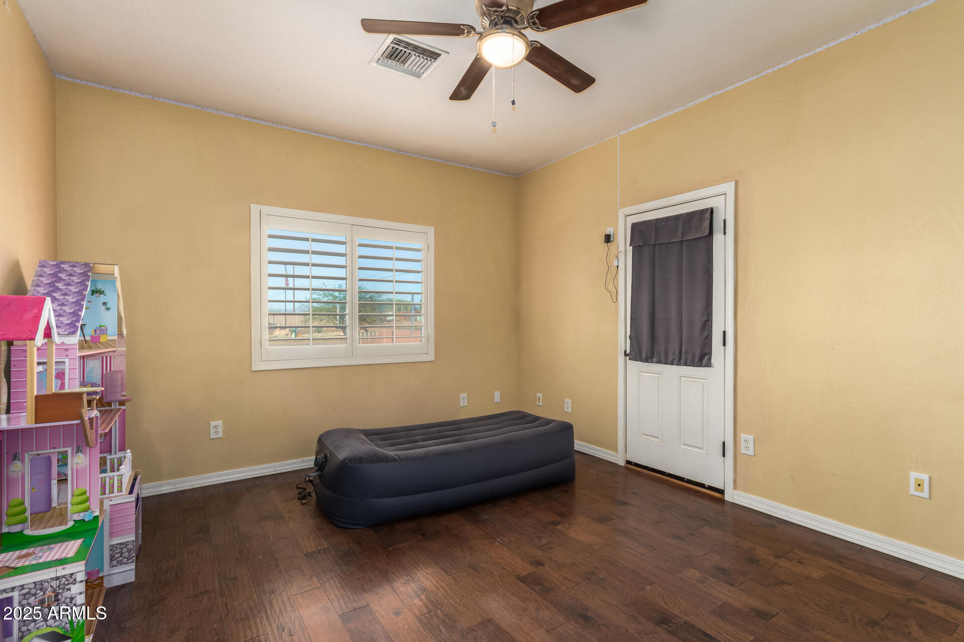 23911 W MCARTHUR Road