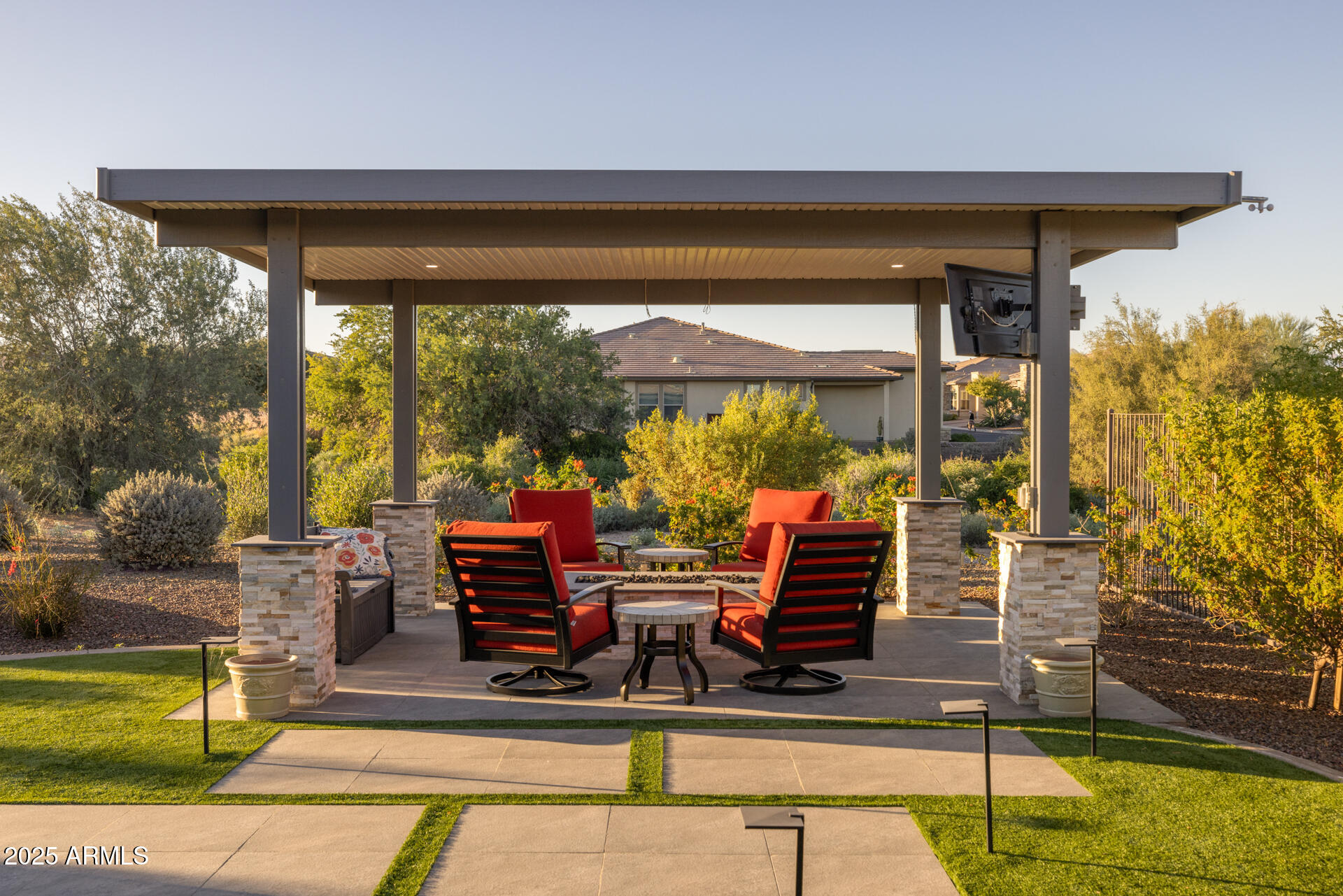 17758 E PARIA CANYON Drive