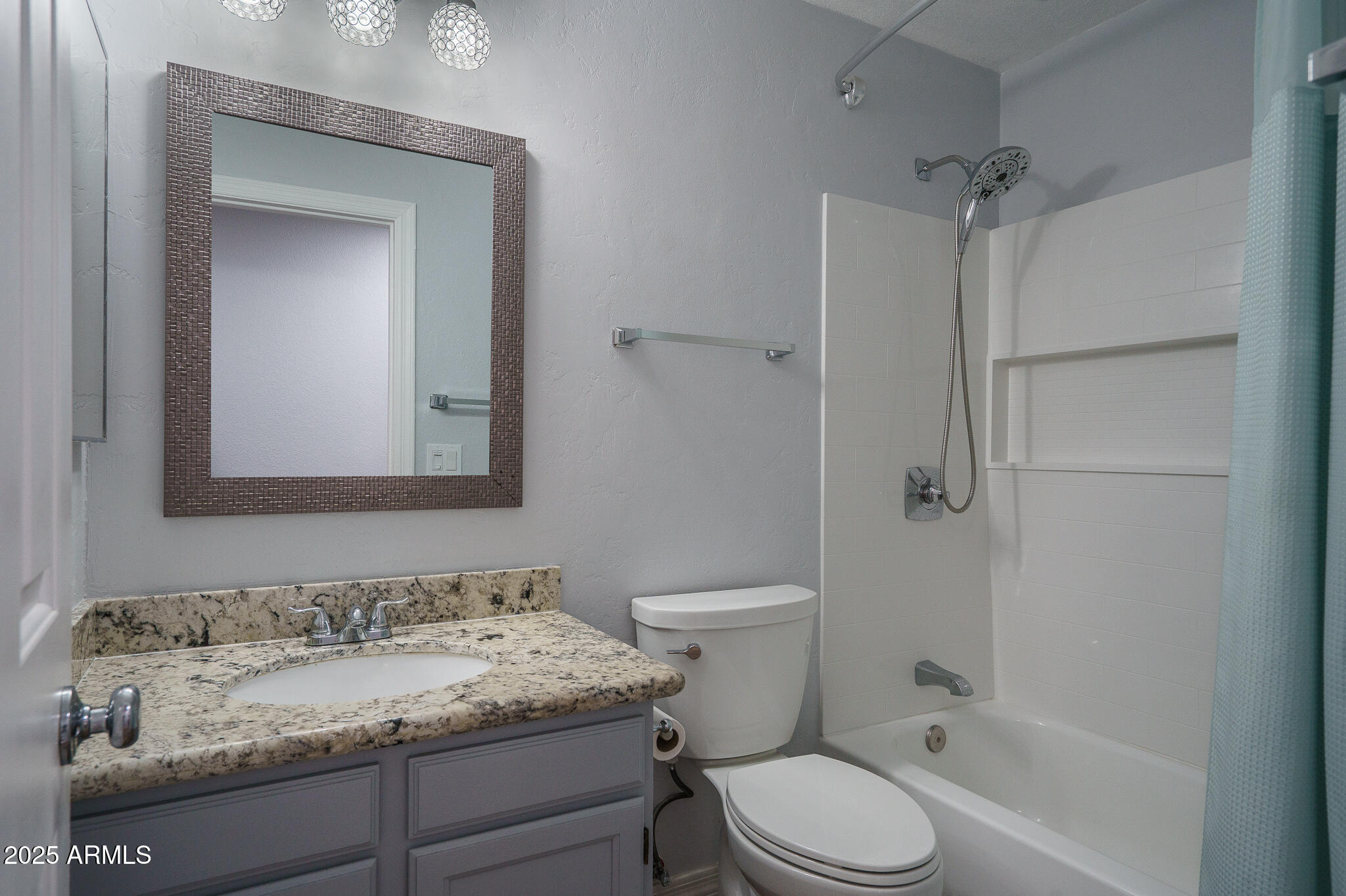 6820 S ROOSEVELT Street