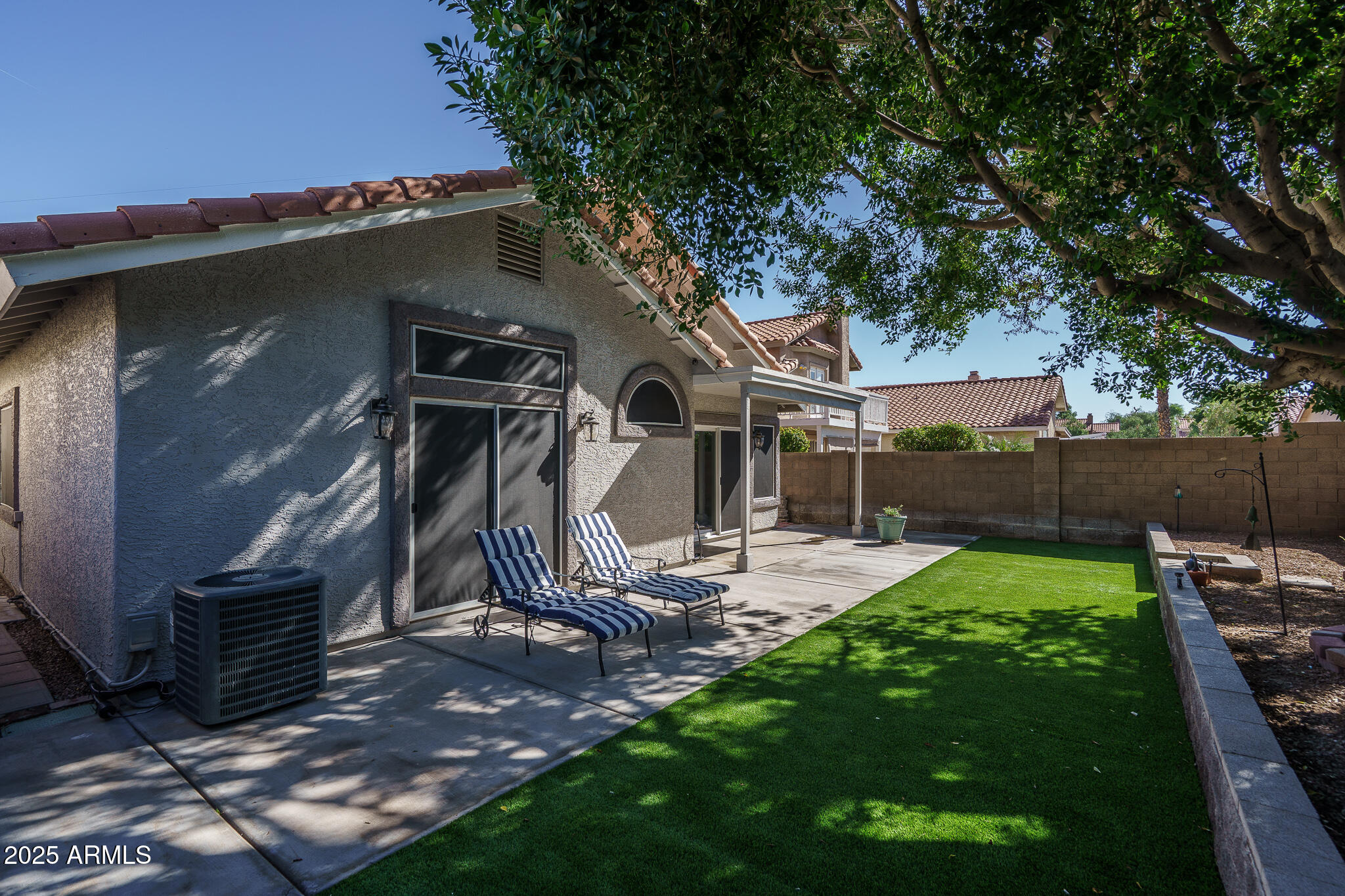 6820 S ROOSEVELT Street