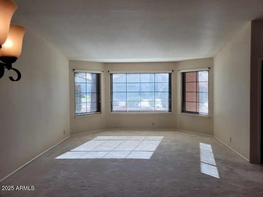 5002 E KAREN Drive