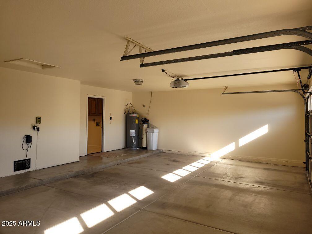 5002 E KAREN Drive