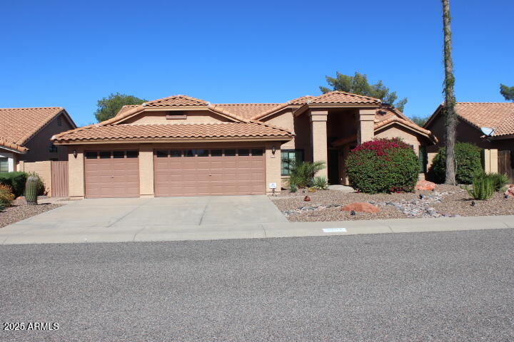 5002 E KAREN Drive