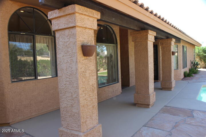 5002 E KAREN Drive
