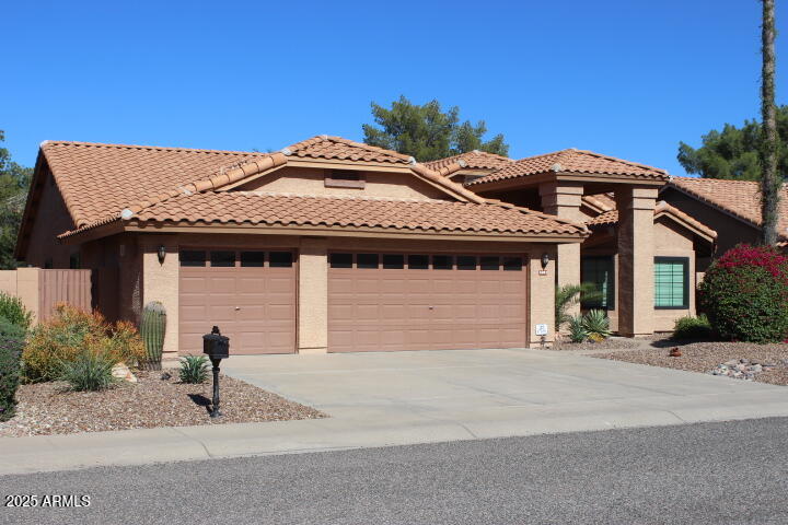 5002 E KAREN Drive