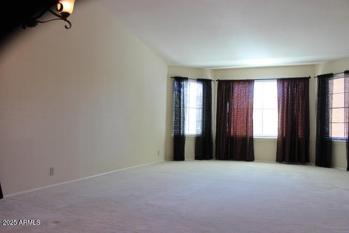 5002 E KAREN Drive
