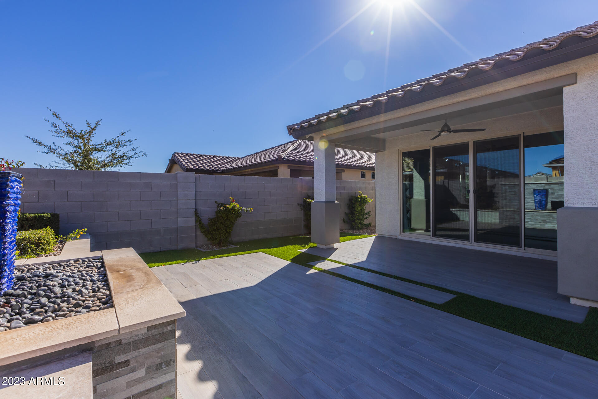 15292 W LINDEN Street