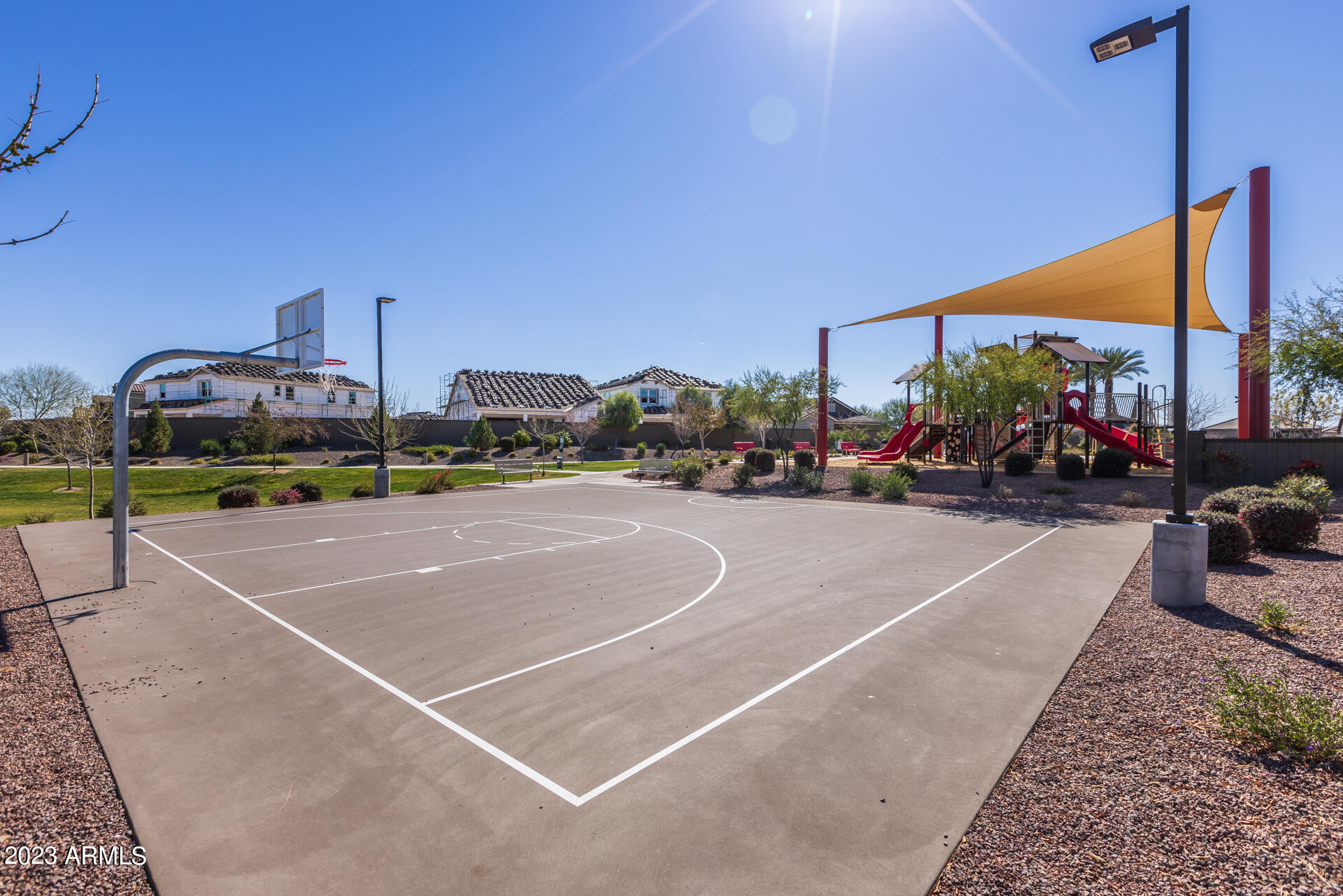 15292 W LINDEN Street