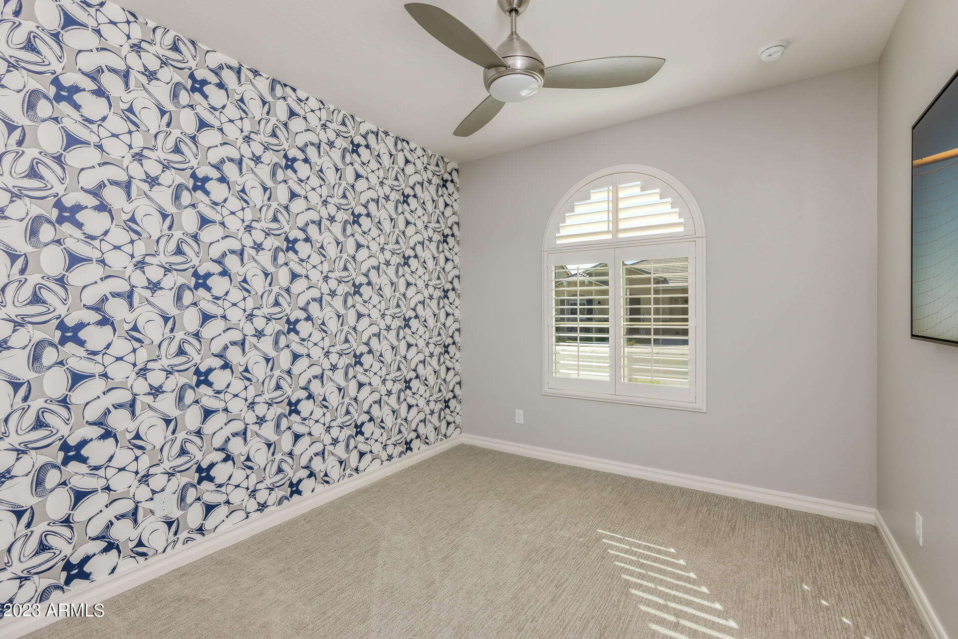 15292 W LINDEN Street