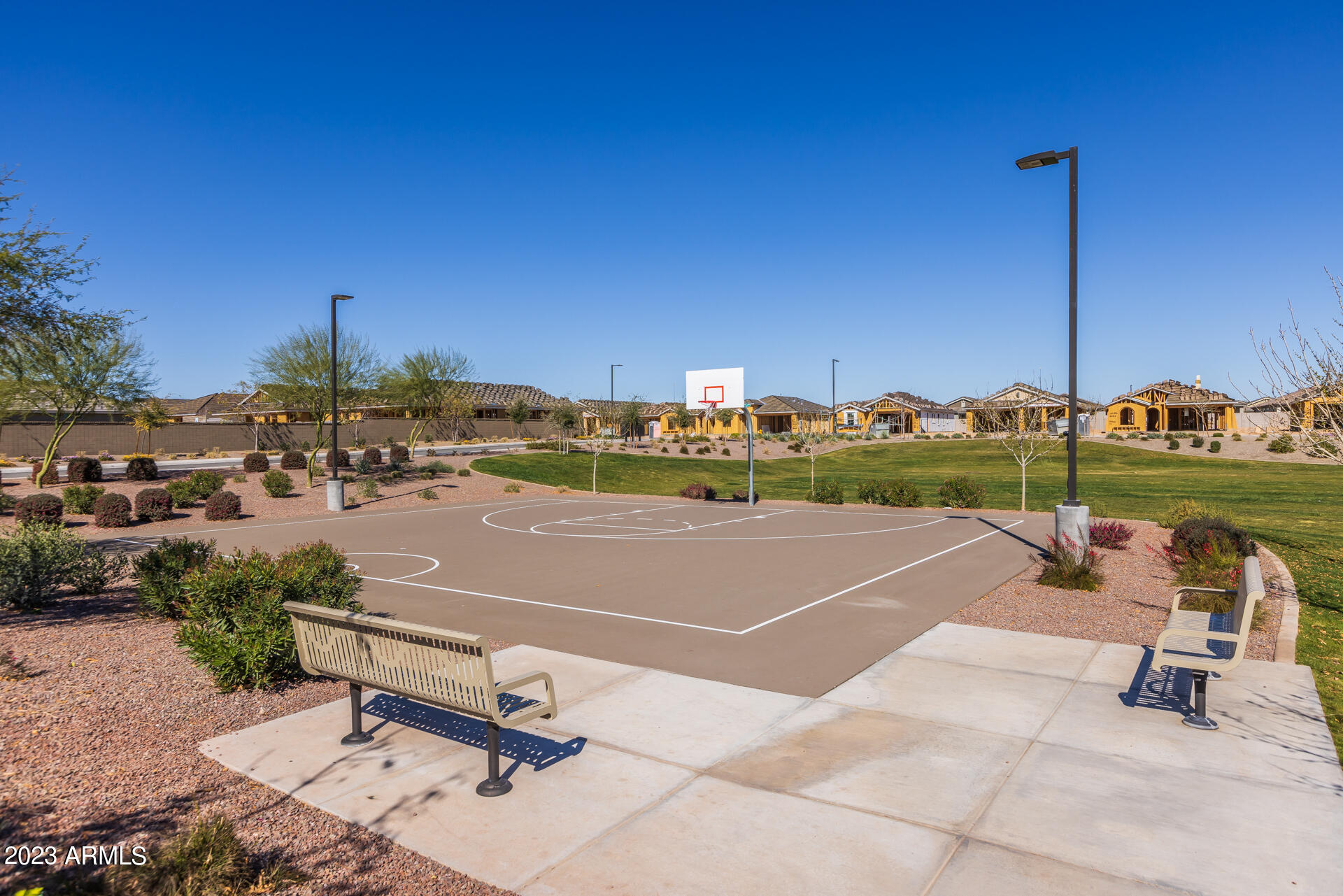 15292 W LINDEN Street