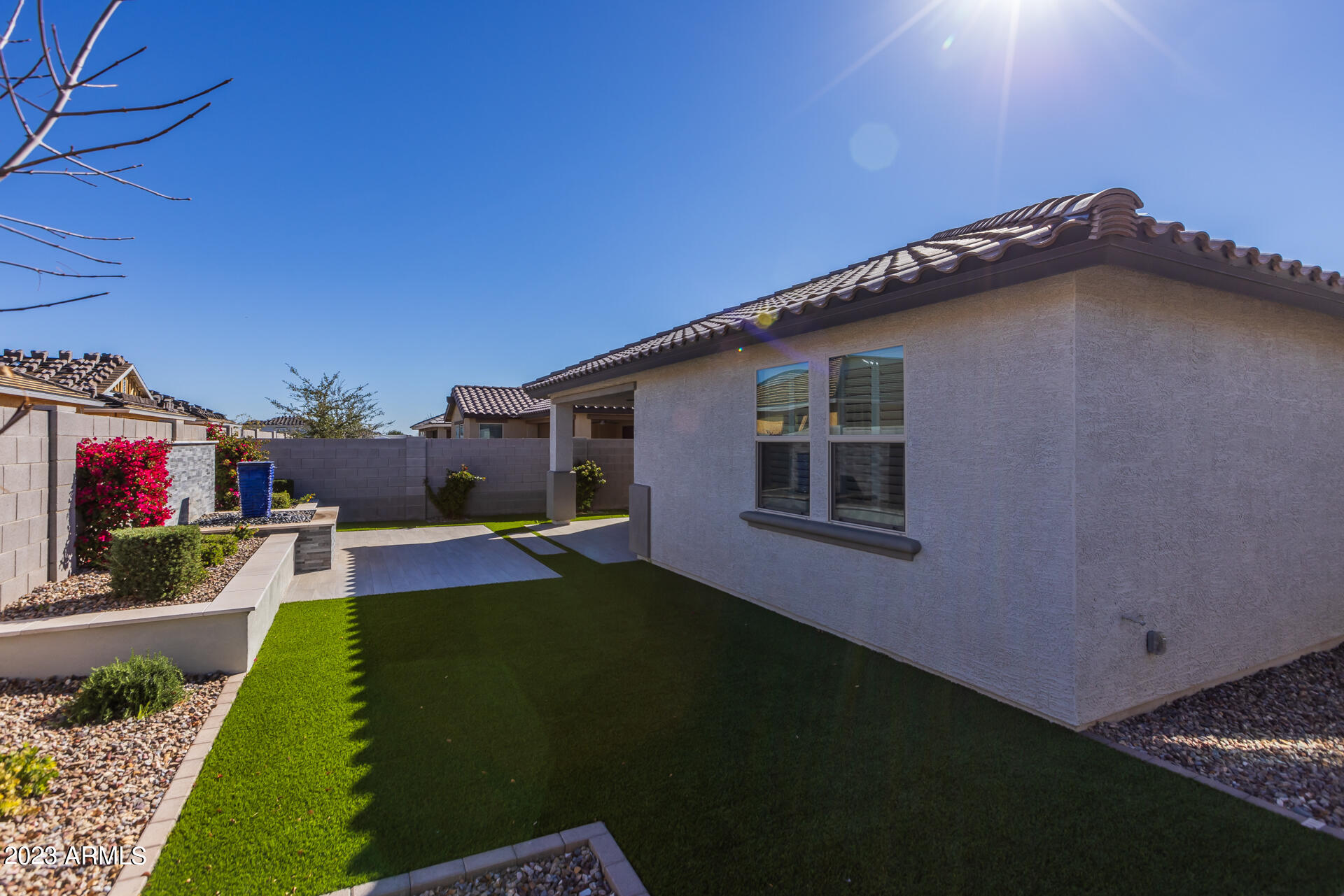 15292 W LINDEN Street