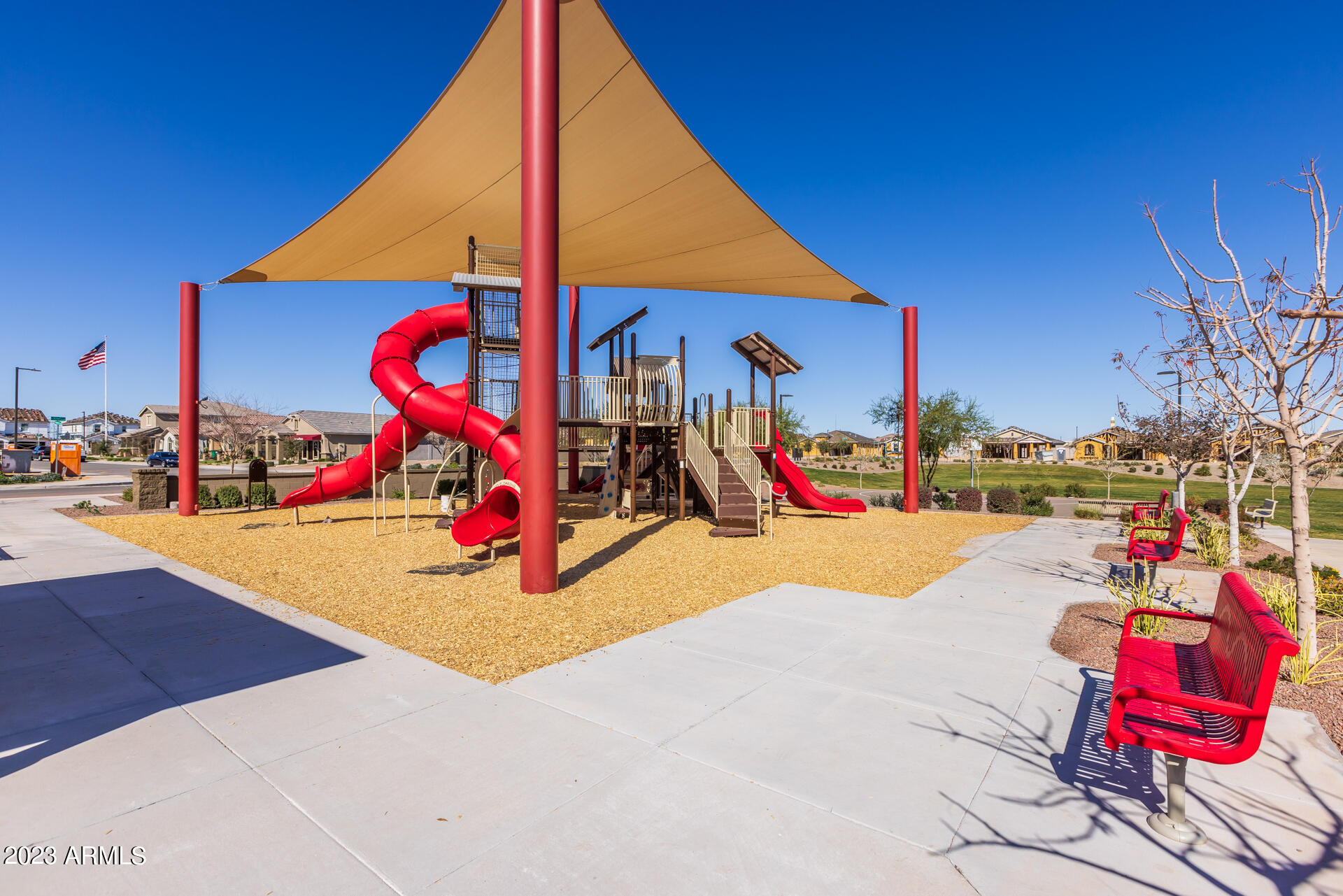 15292 W LINDEN Street