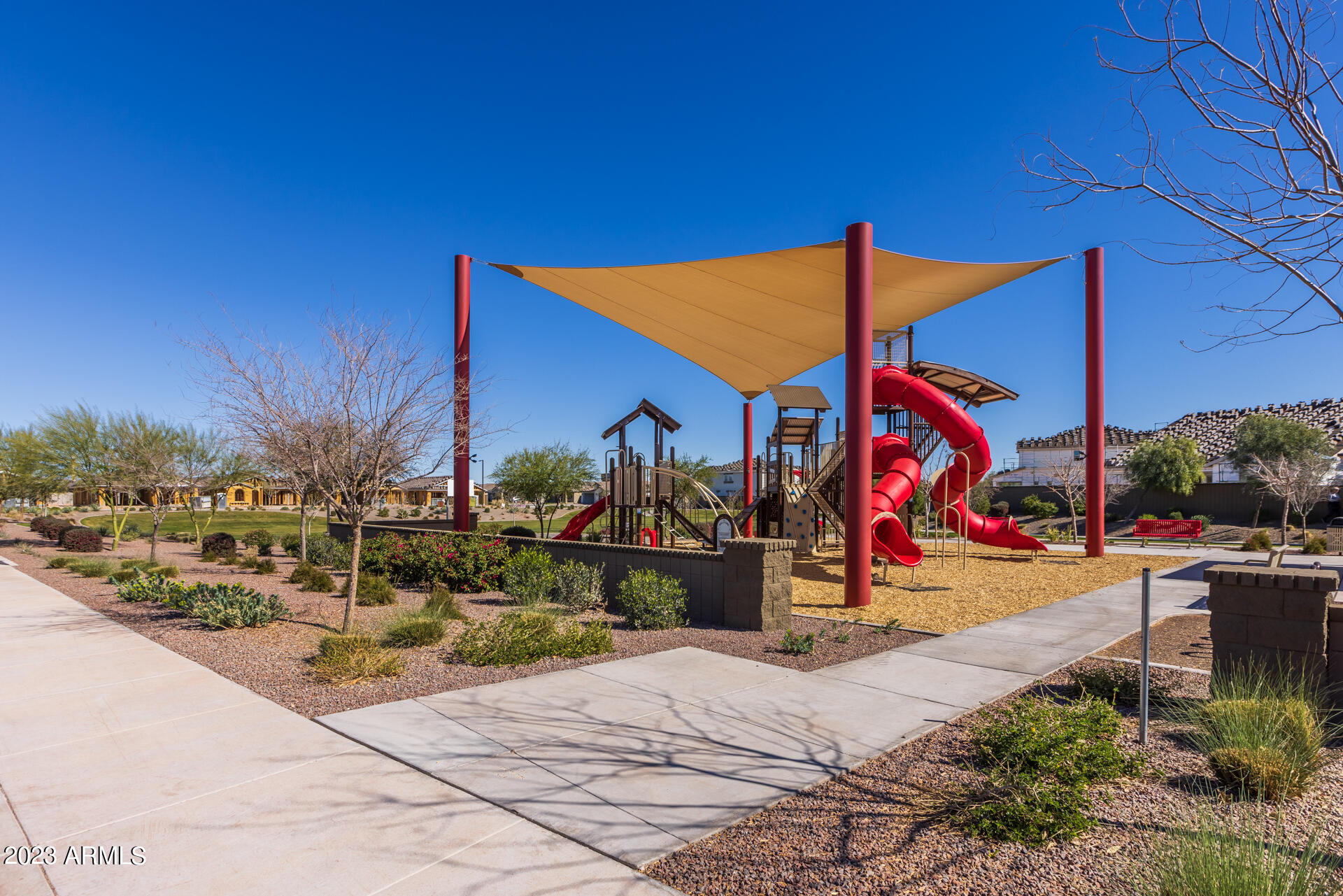 15292 W LINDEN Street