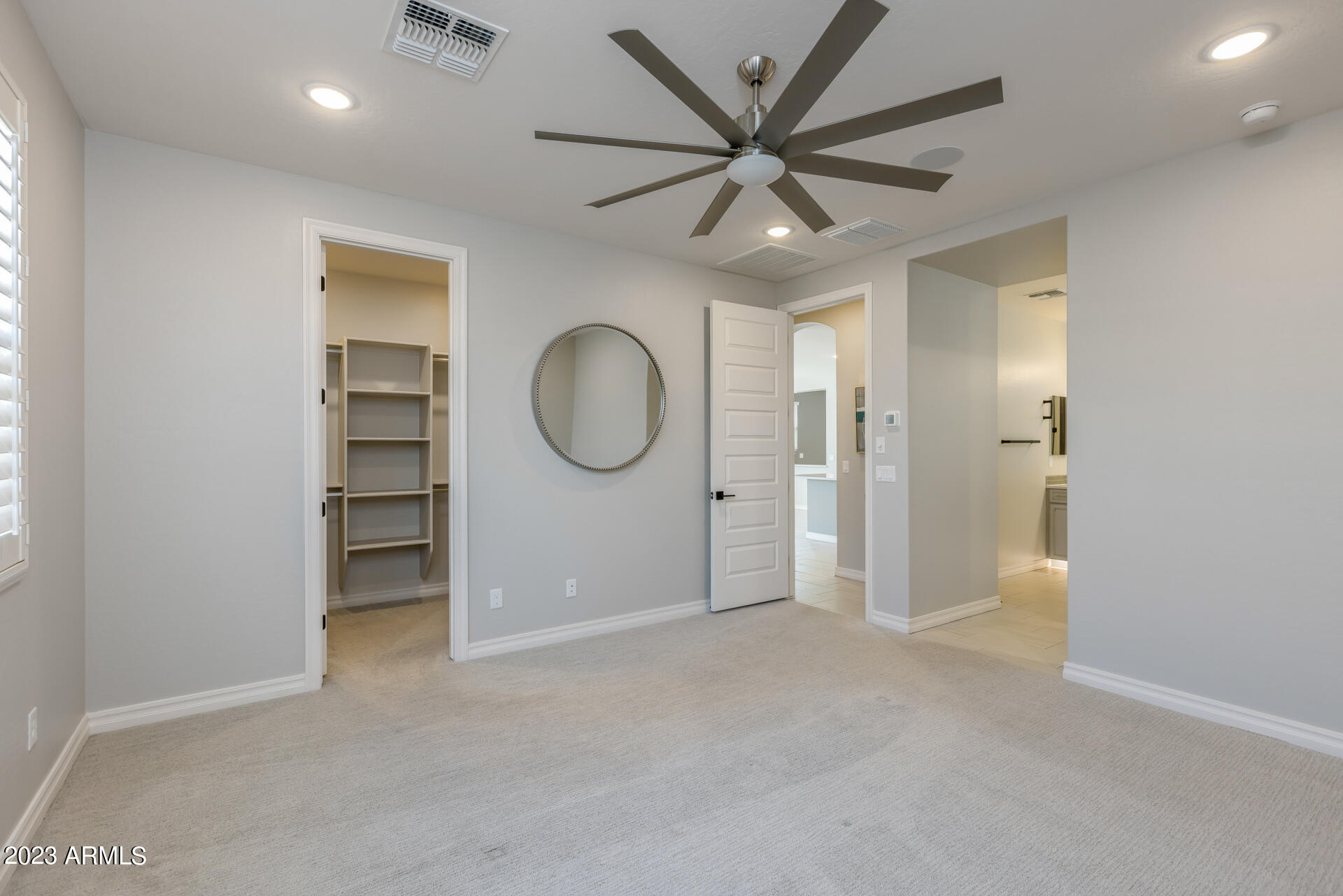 15292 W LINDEN Street