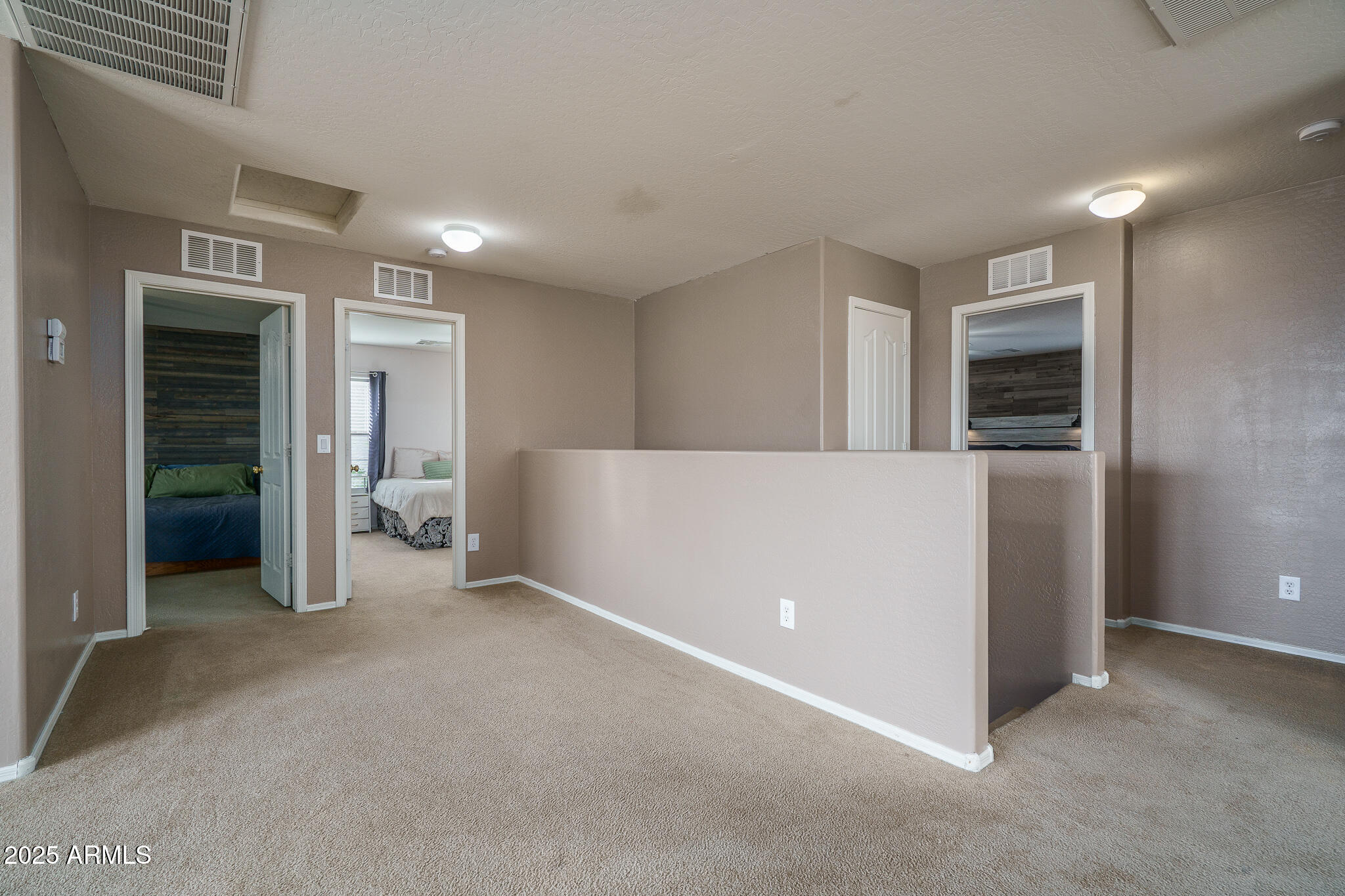 11830 W FOOTHILL Drive